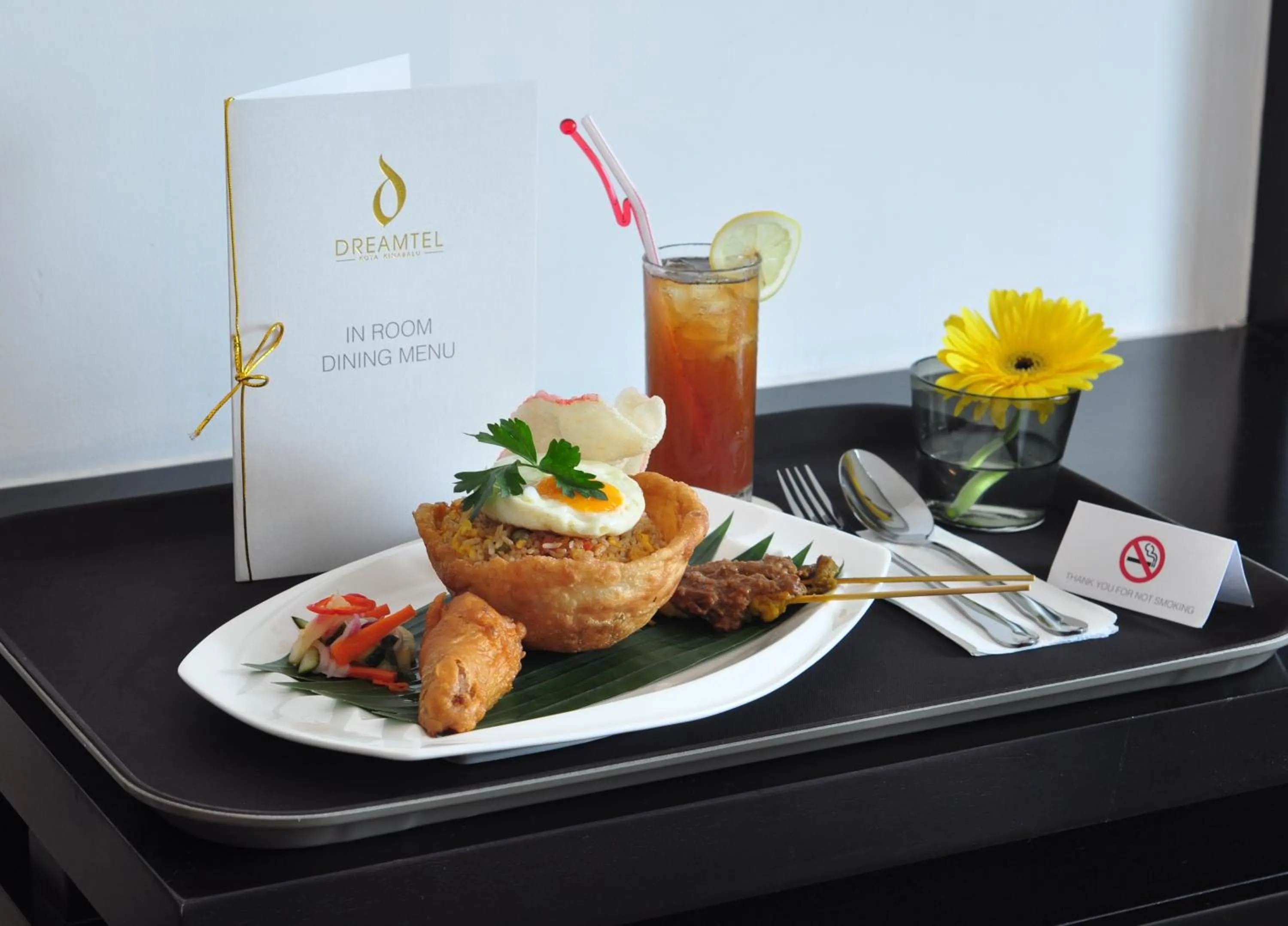 Food and drinks in Dreamtel Kota Kinabalu