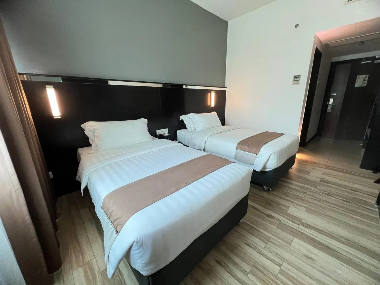 Bed in Dreamtel Kota Kinabalu