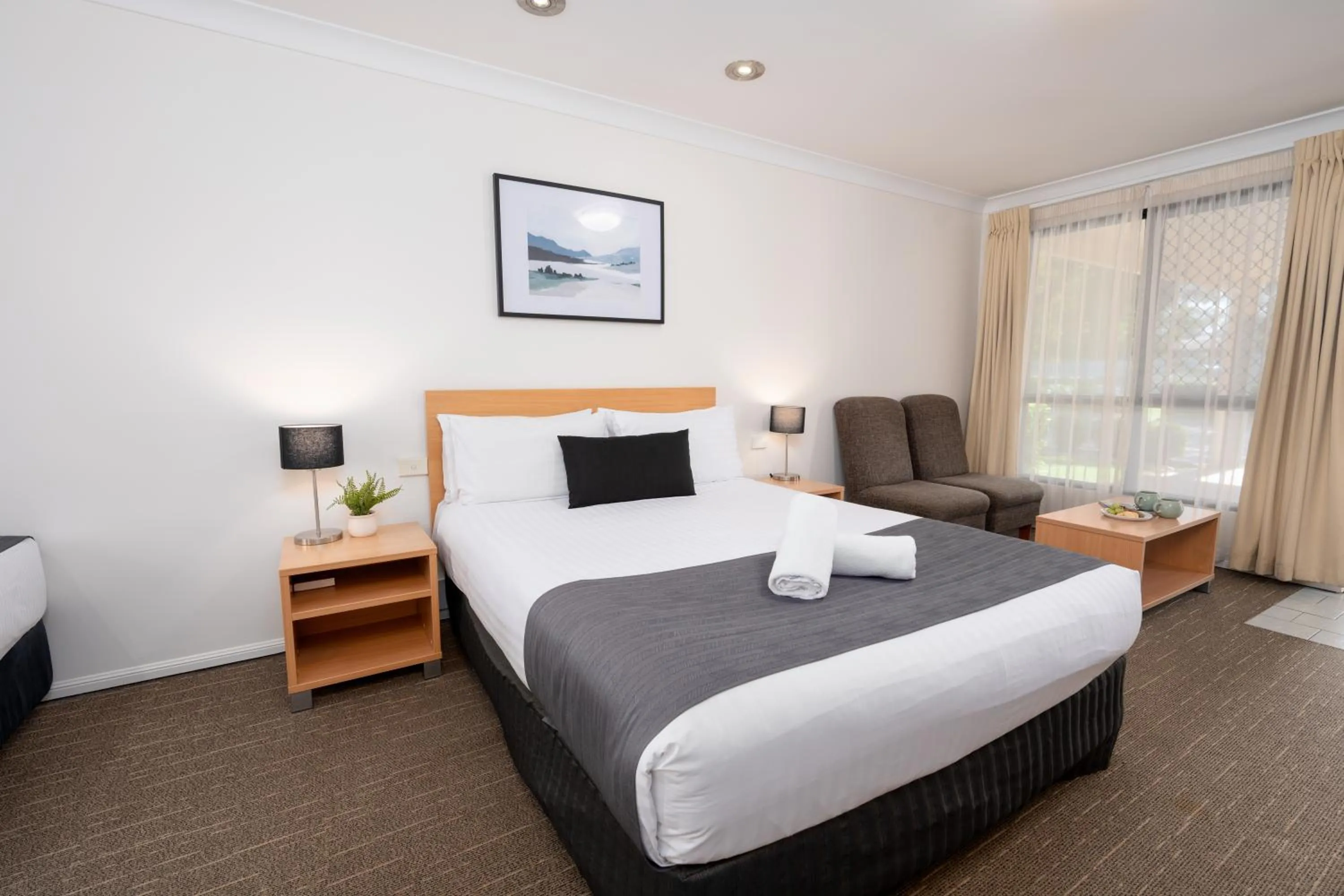 Bed in Best Western Tuscany on Tor Motor Inn