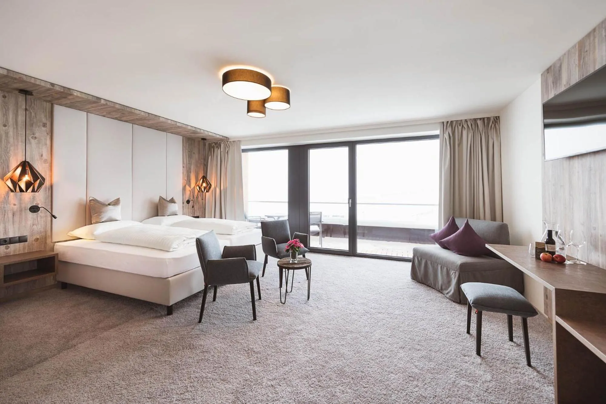 Photo of the whole room, Bed in Mooshaus Winterresort