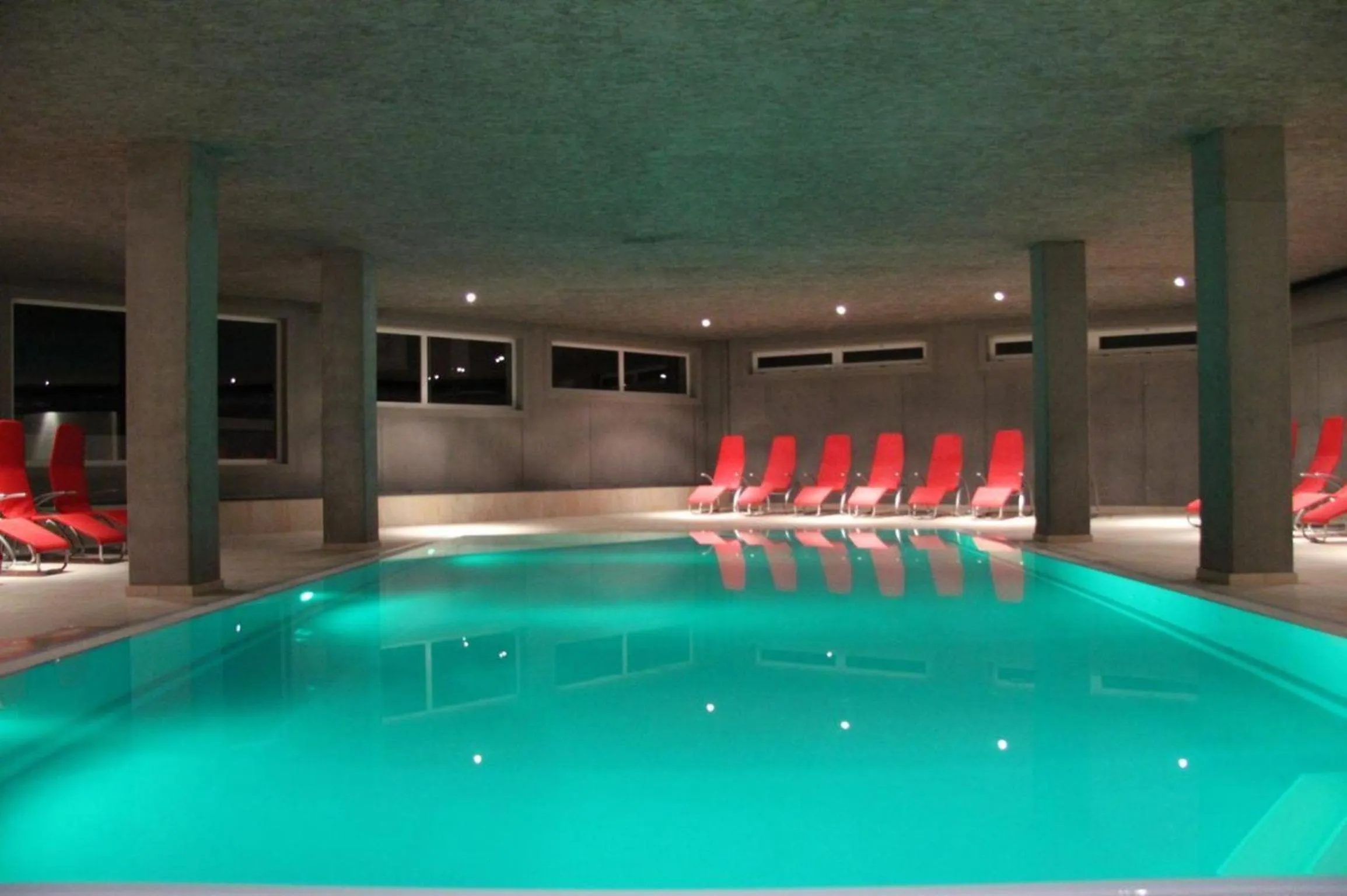 Swimming pool in Hotel Alpenrose aktiv & sport