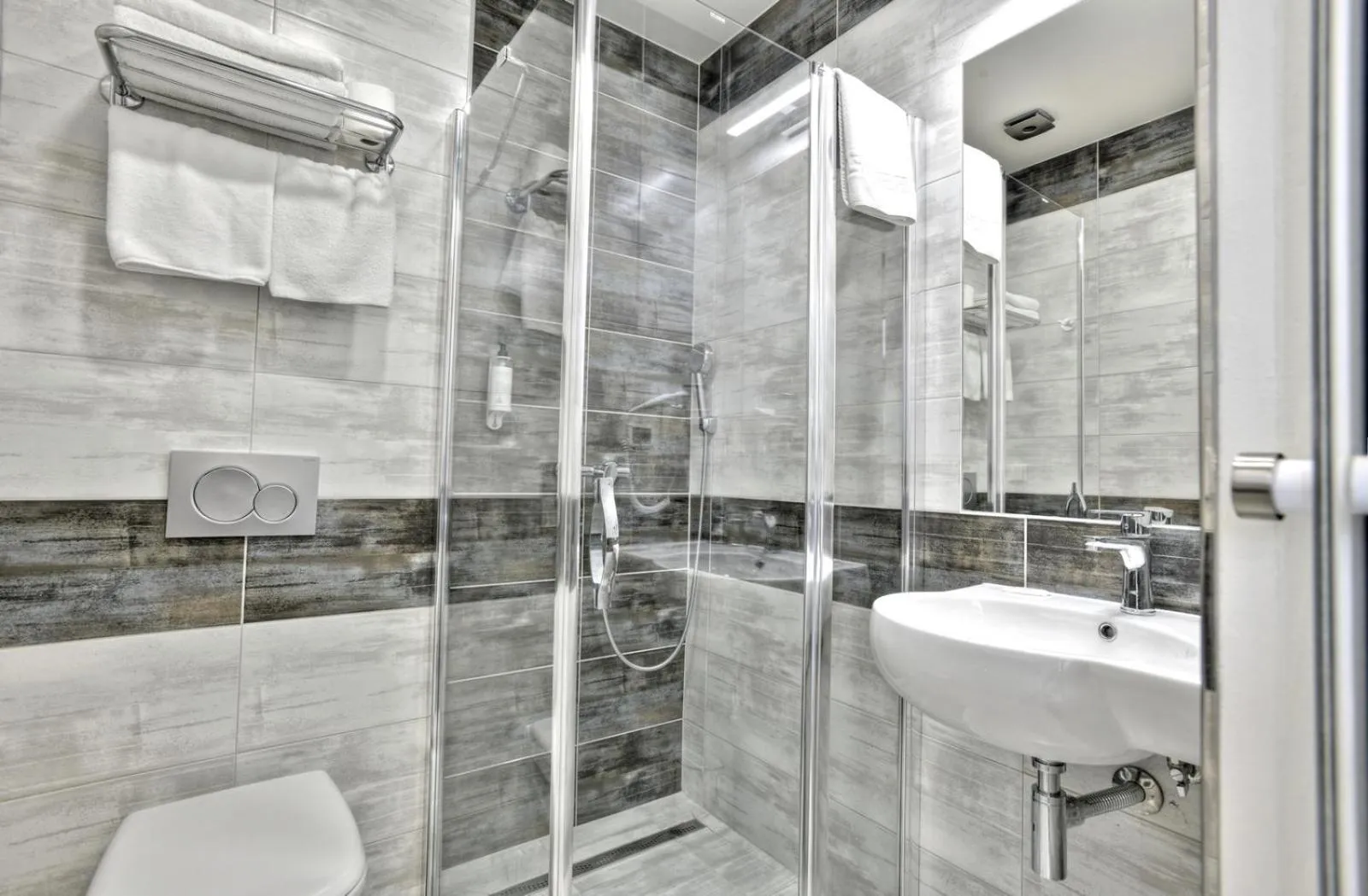 Bathroom in Máchova