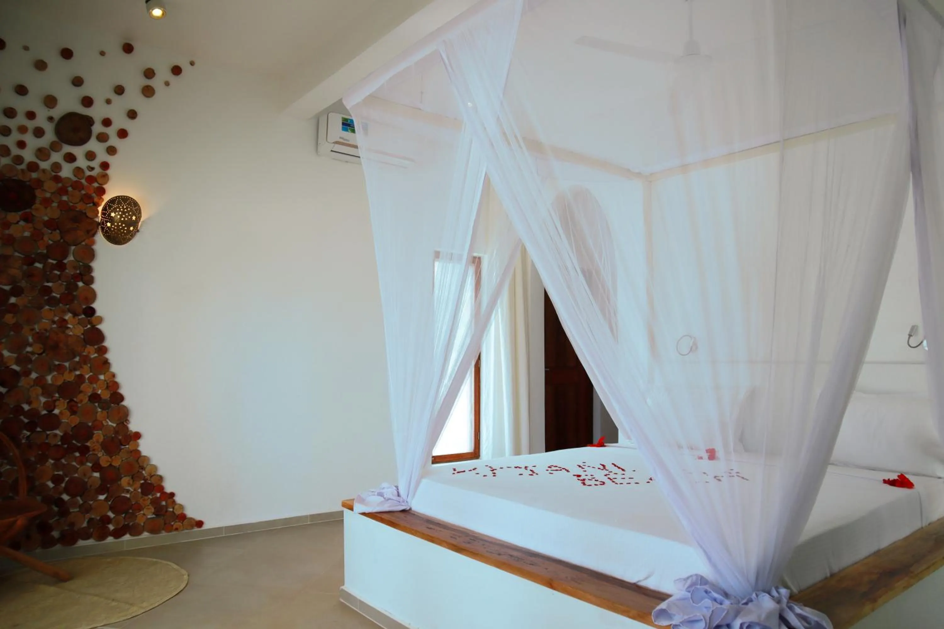 Photo of the whole room, Bed in Kijani Beach Villas