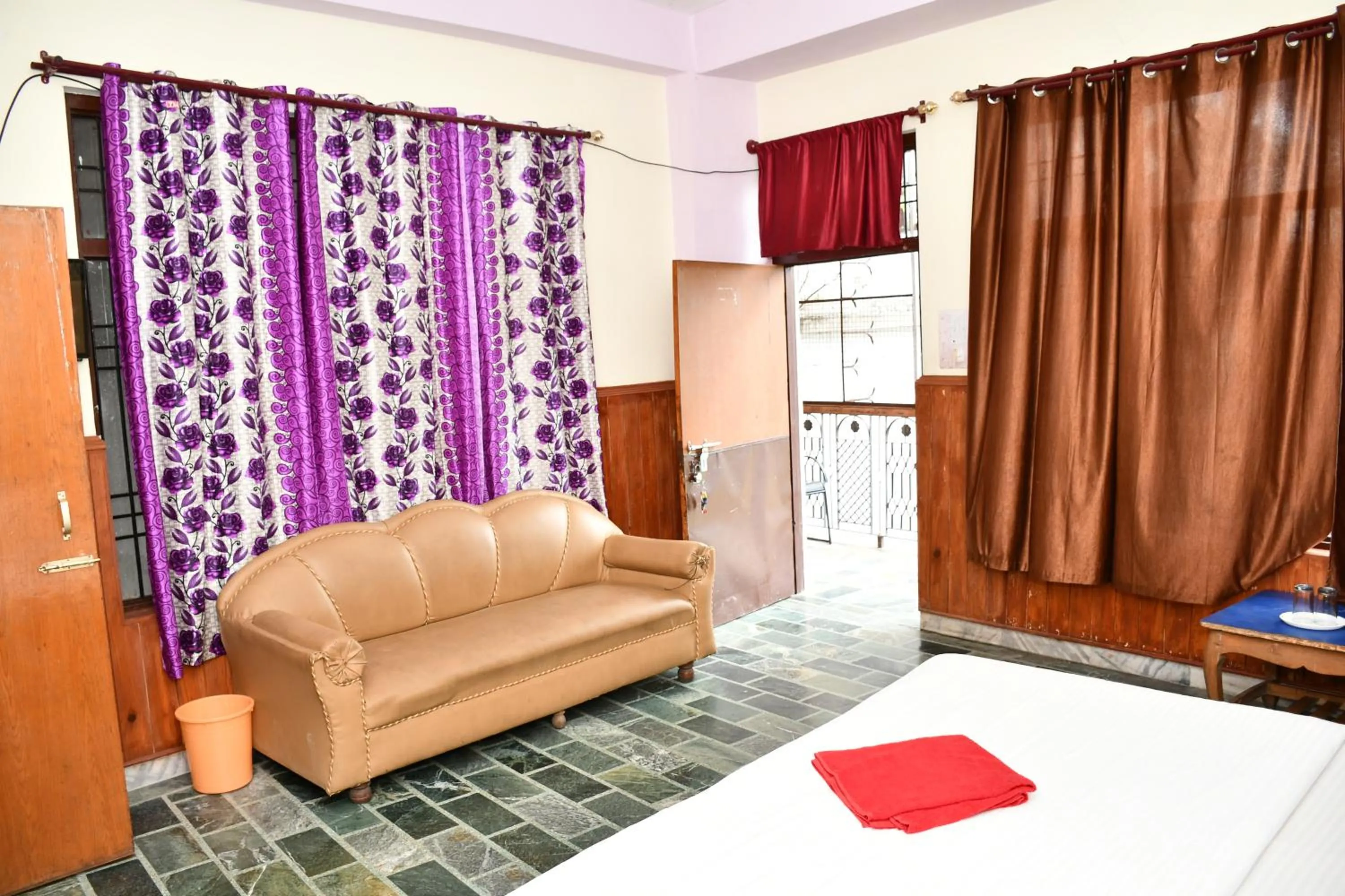 Bed in HOTEL HIMALYAN PARADISE