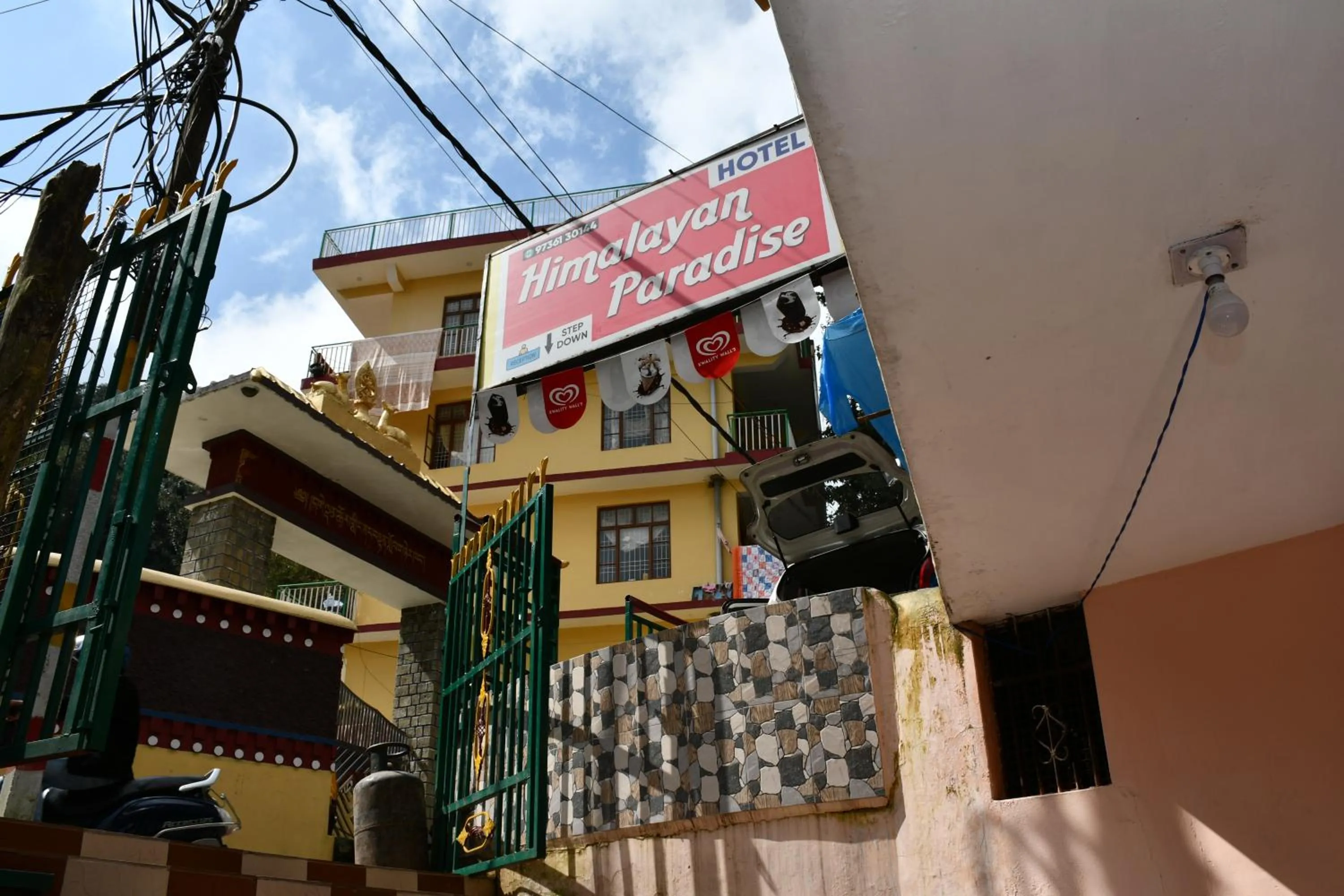 HOTEL HIMALYAN PARADISE