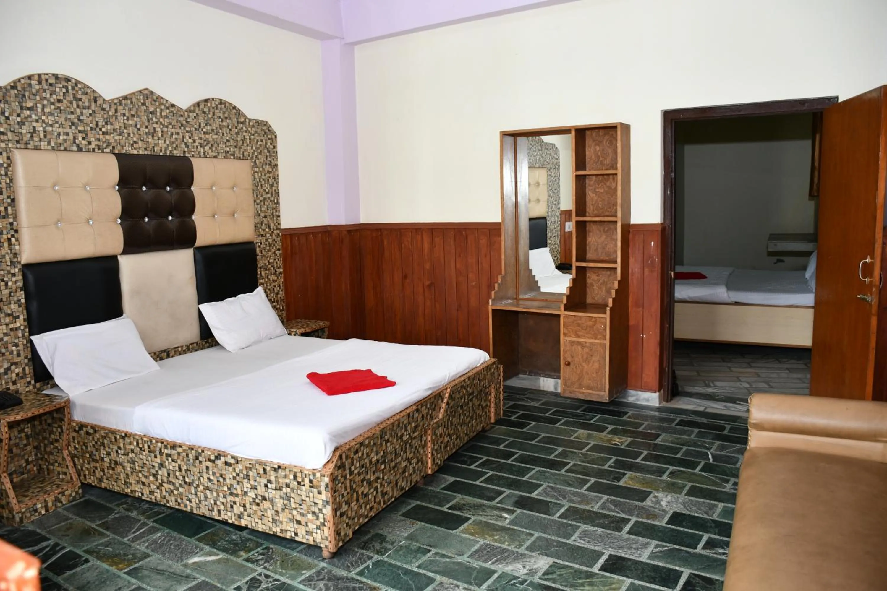 Bed in HOTEL HIMALYAN PARADISE