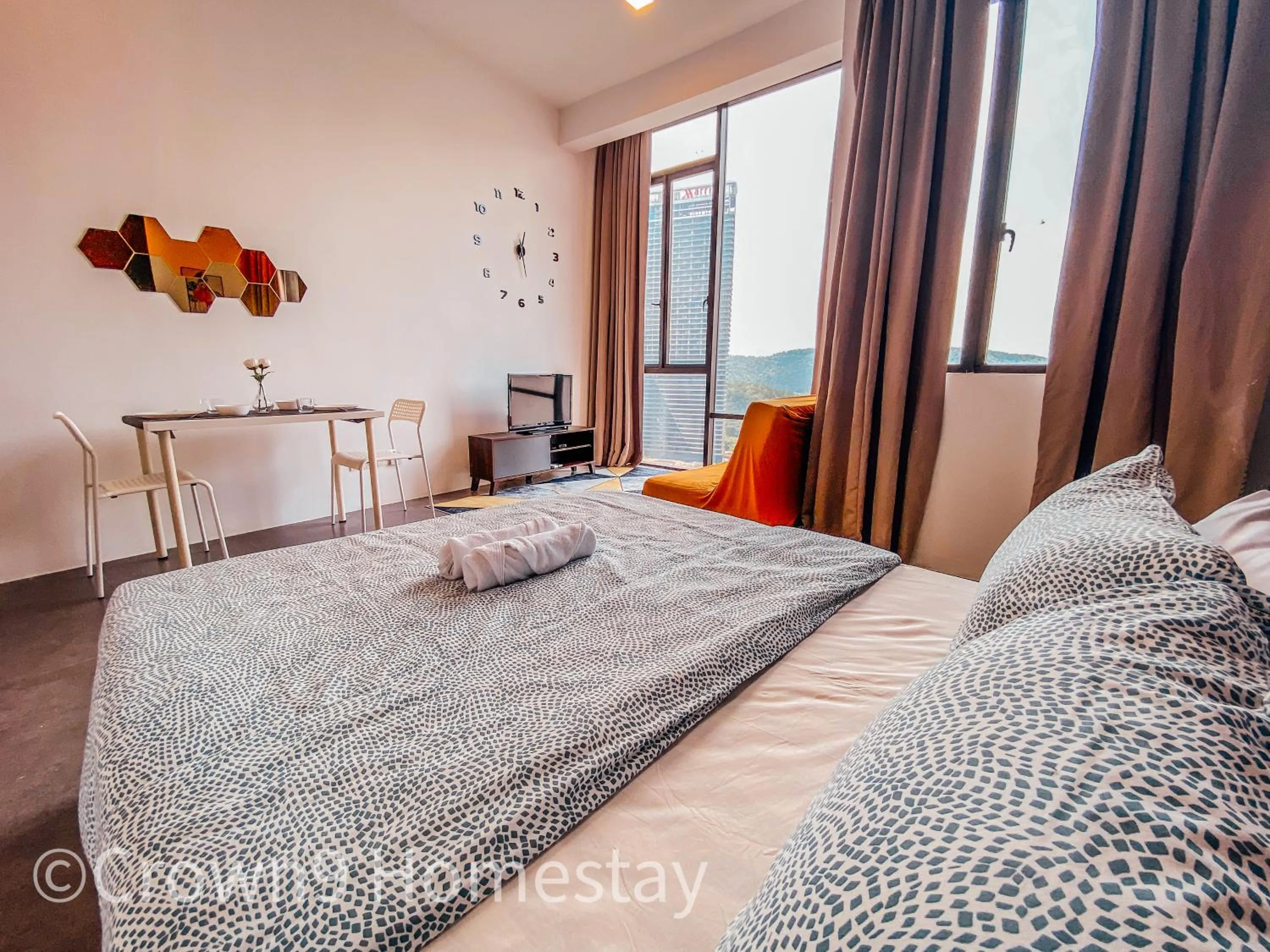 Bedroom, Bed in Crown1Suite (City View)@Petaling Jaya