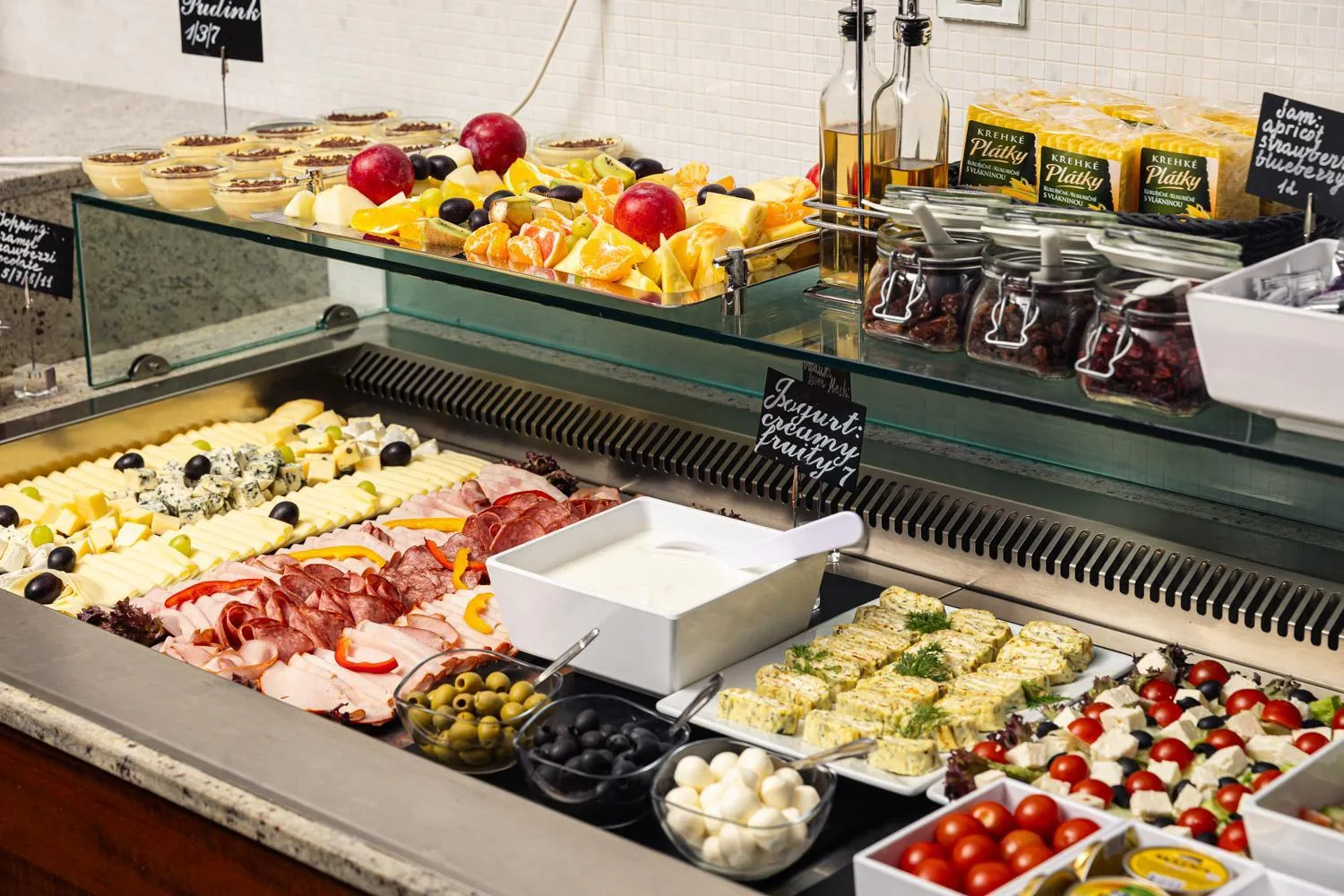 Food and drinks in Hotel Galileo