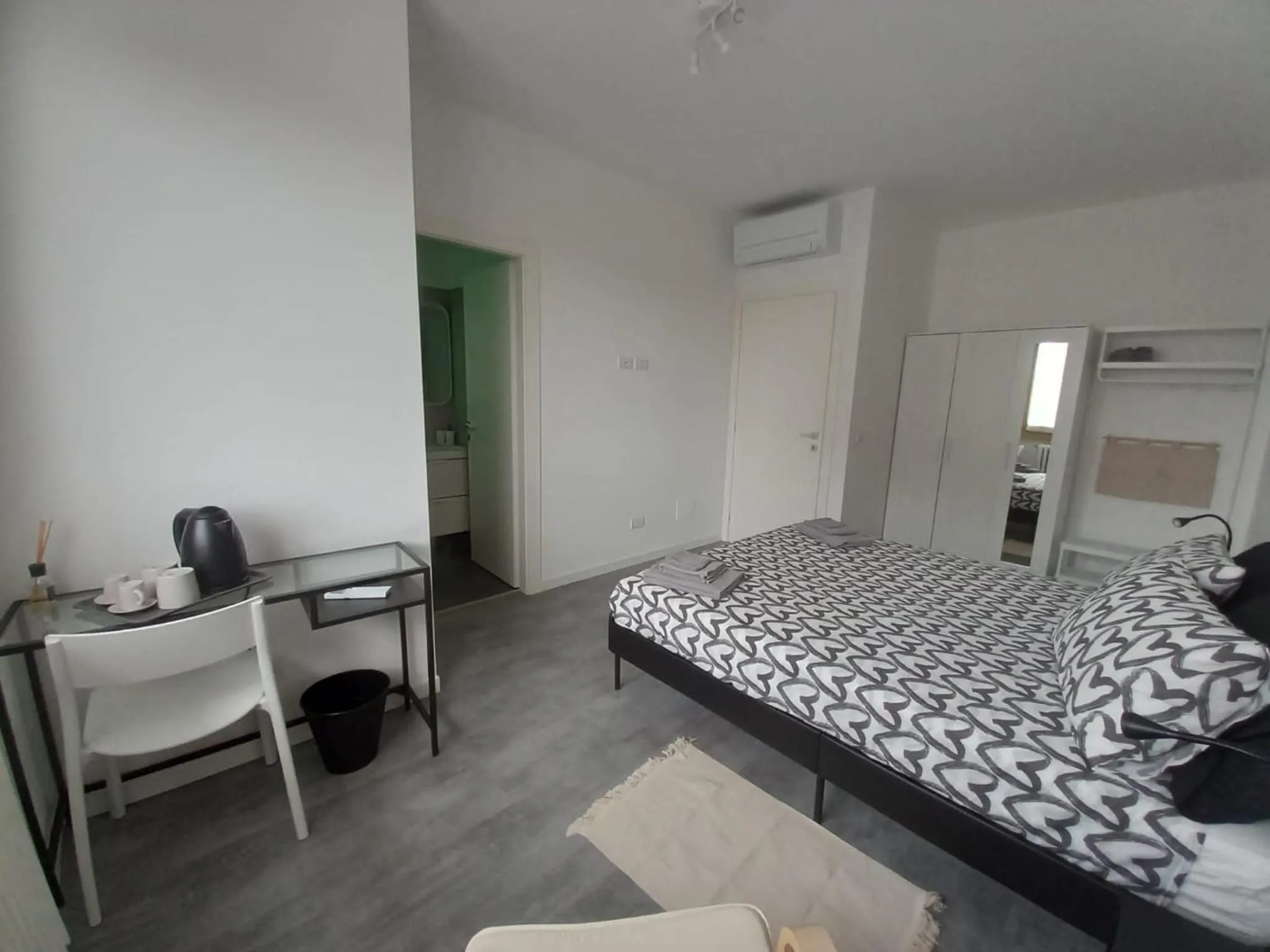 Photo of the whole room, Bed in B&B Giolì