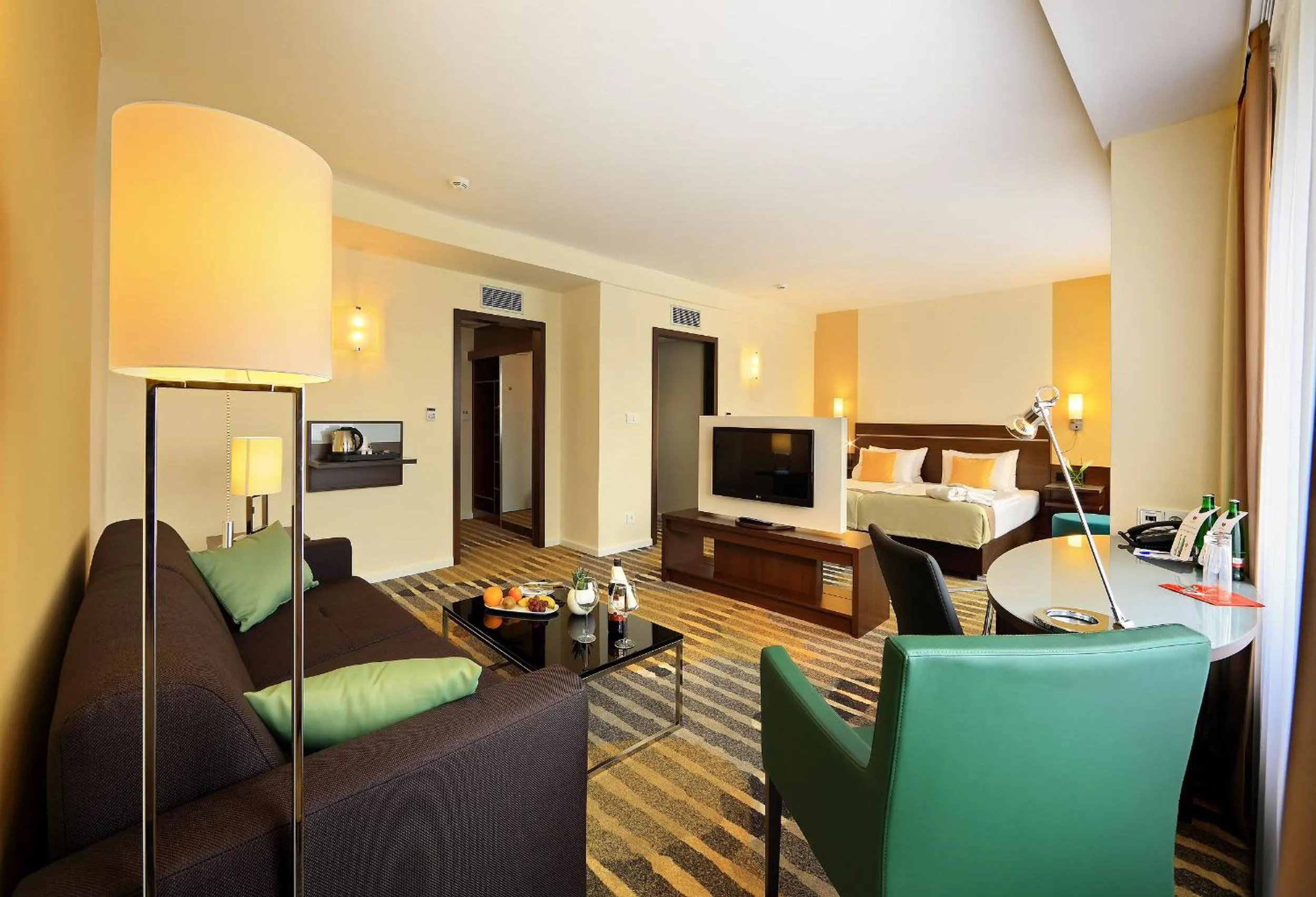 Living room, Bed in Hotel Duo & Wellness