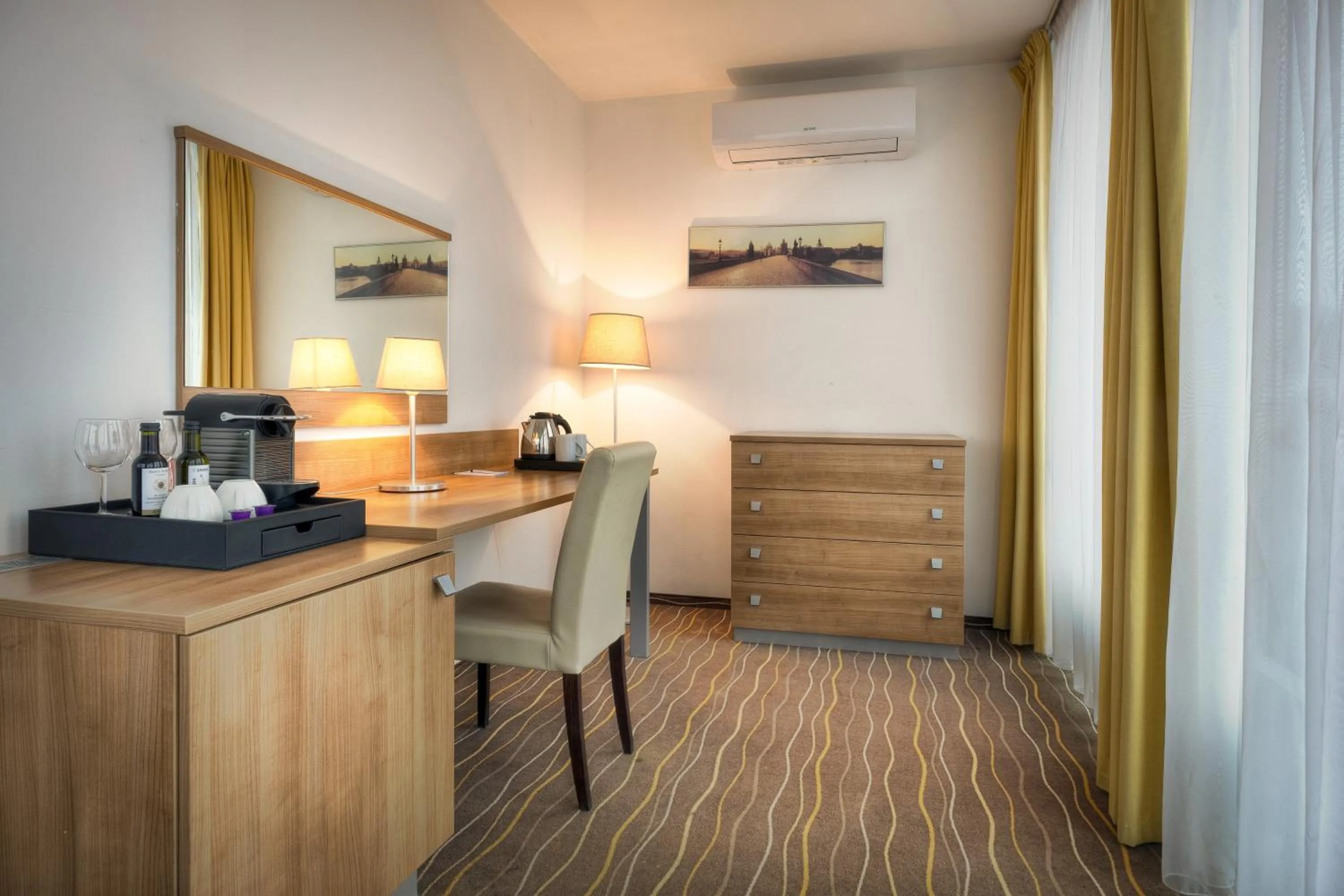 Coffee/tea facilities, Bed in Akcent hotel