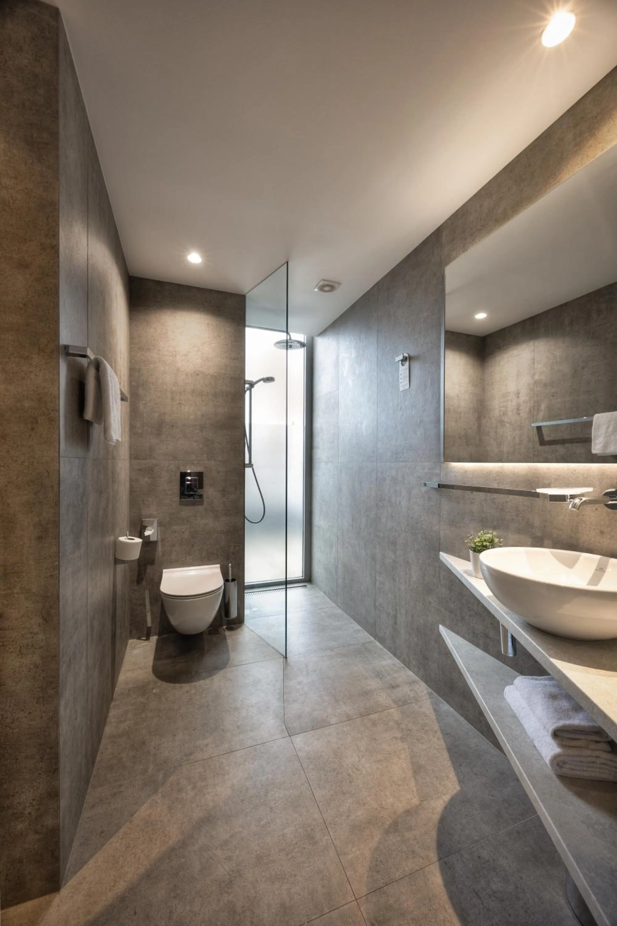 Shower in Akcent hotel