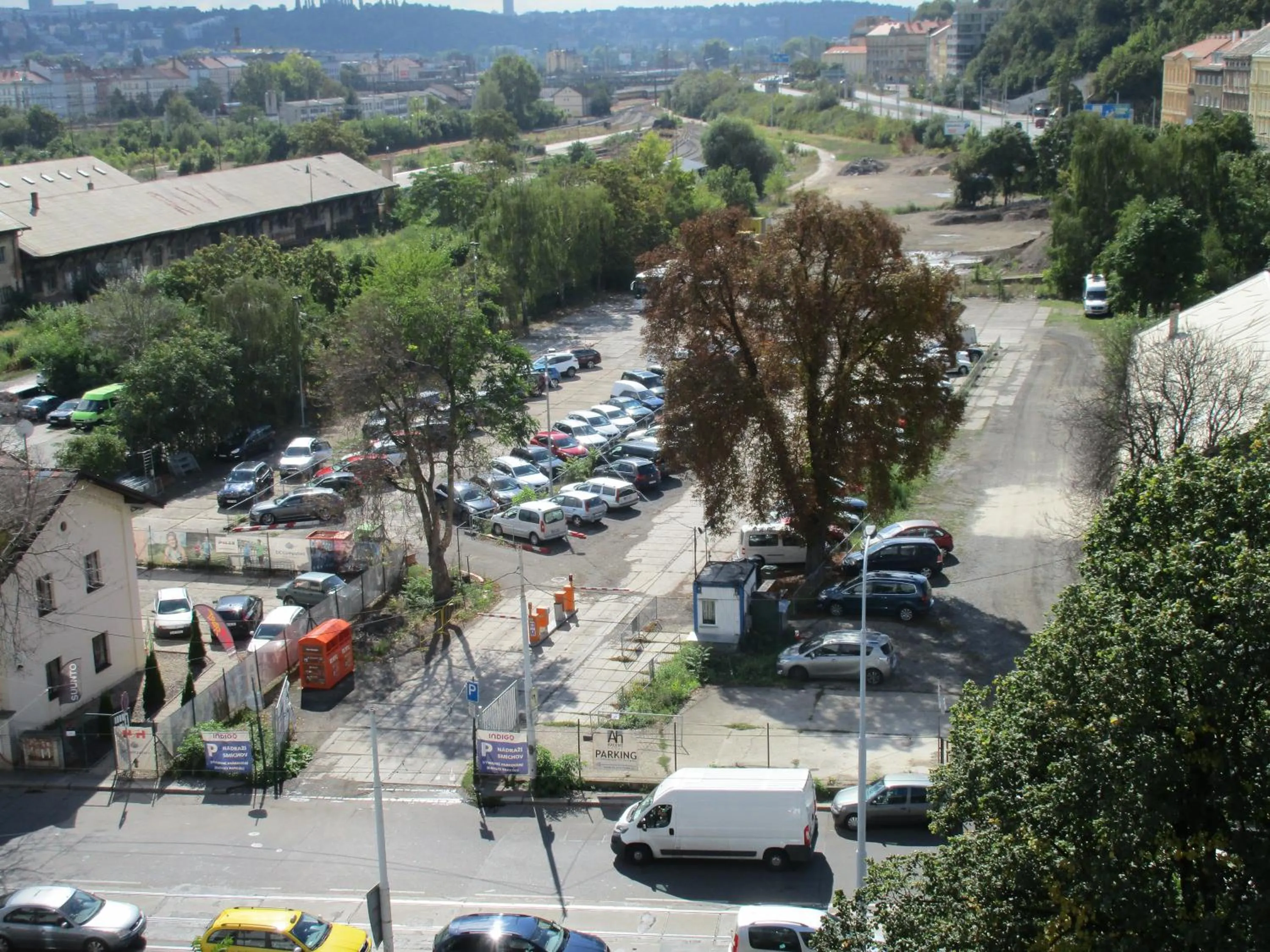 Parking in Akcent hotel