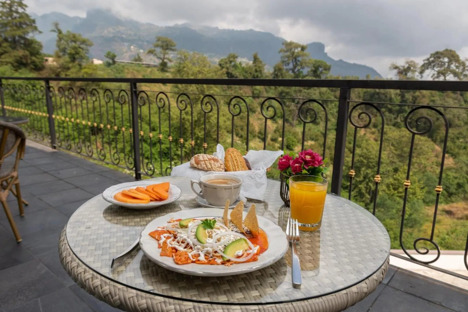 Breakfast in Hotel Danini