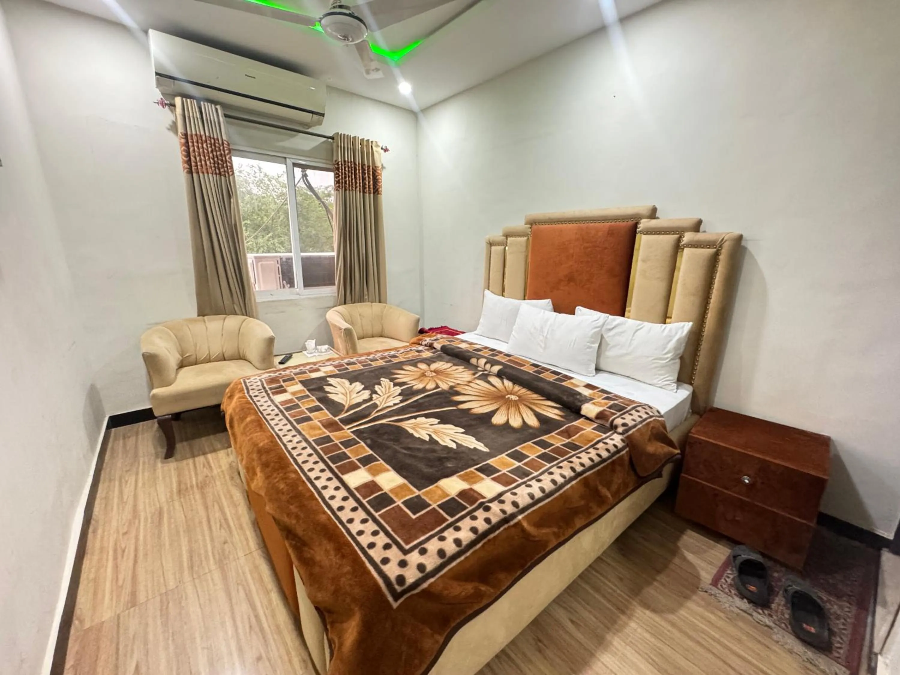 Bed in Millat Hotel G9-4
