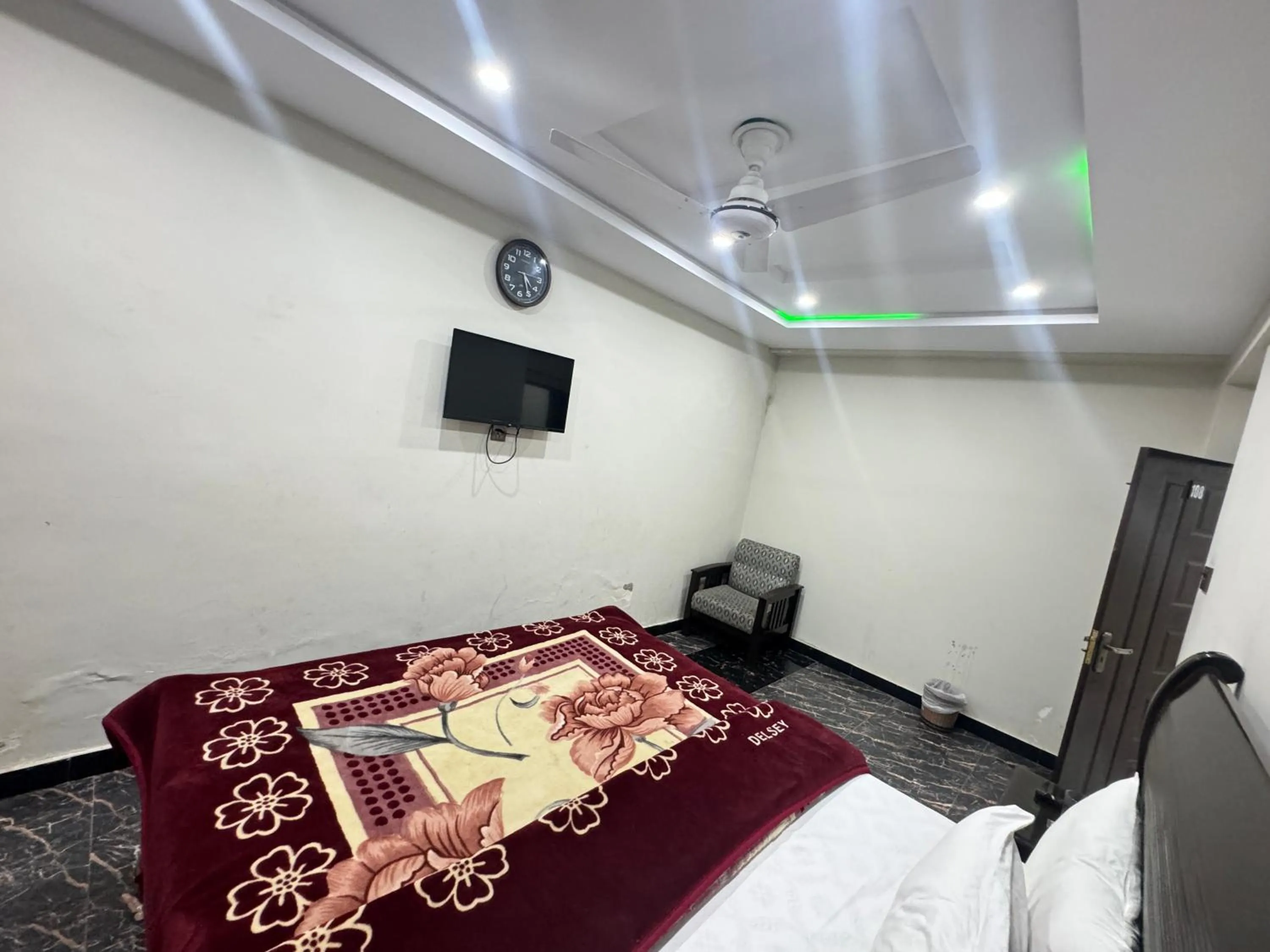 Bedroom in Millat Hotel G9-4