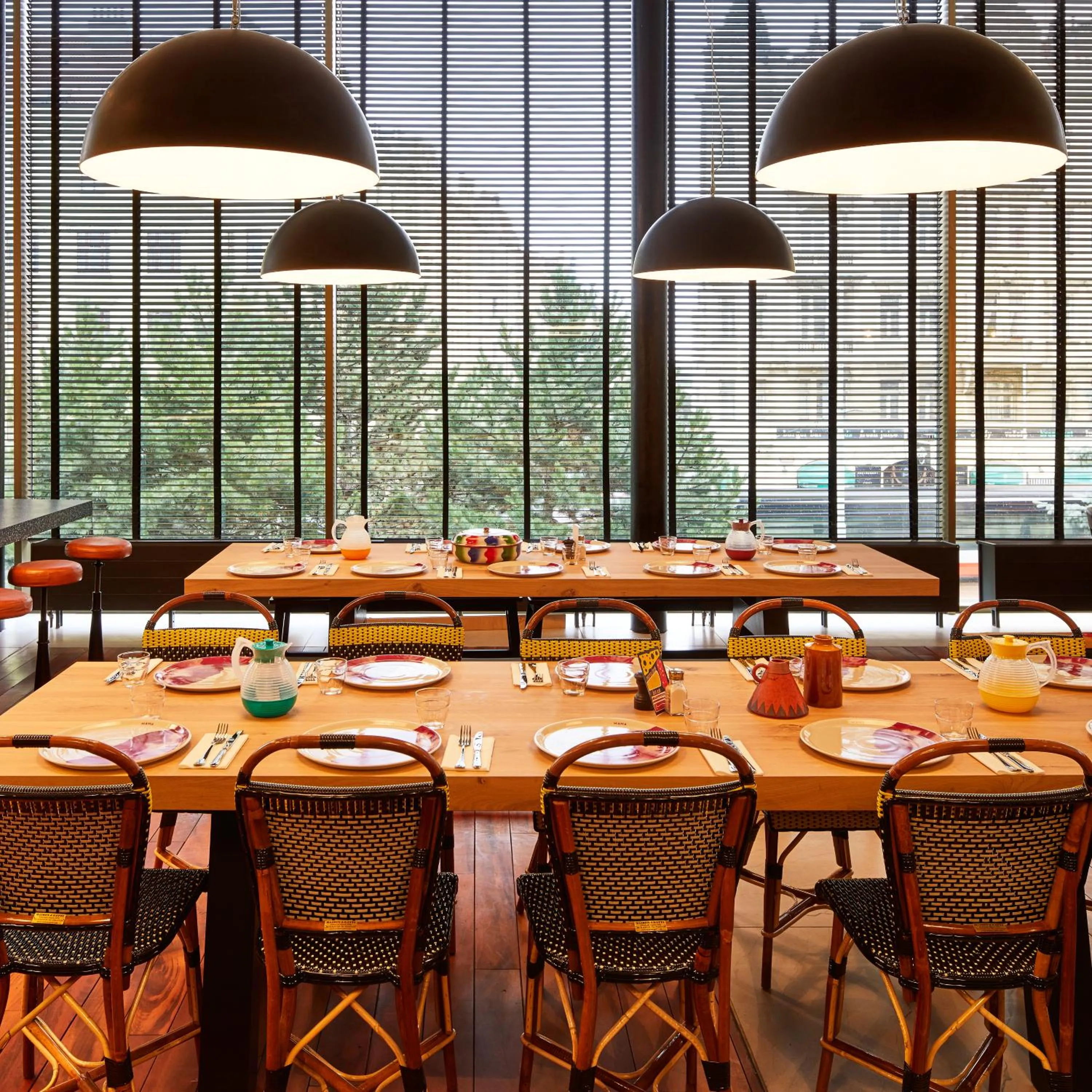 Restaurant/places to eat in Mama Shelter Prague