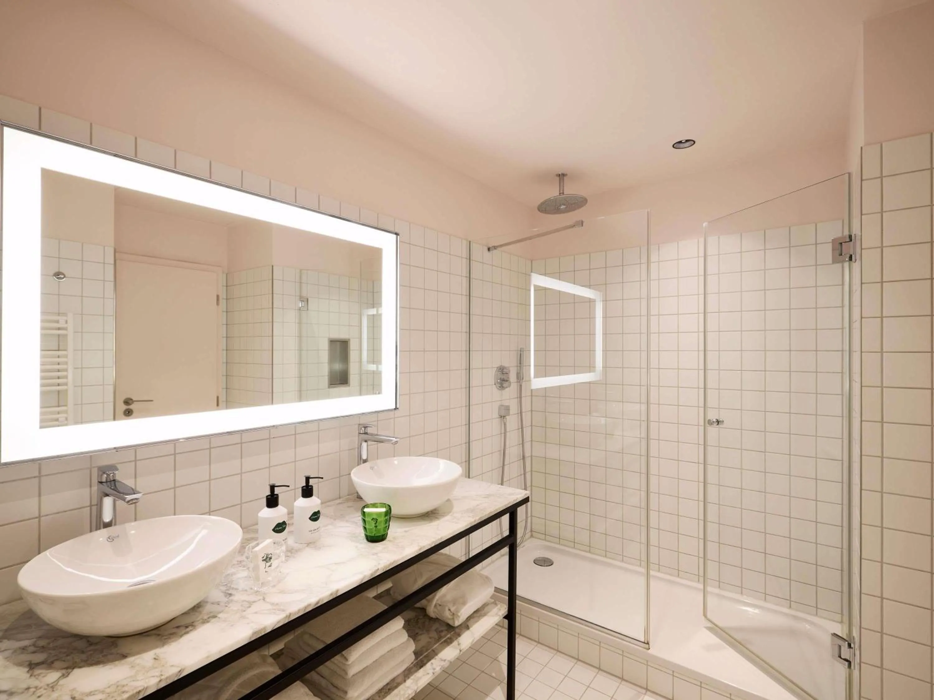 Bedroom in Mama Shelter Prague