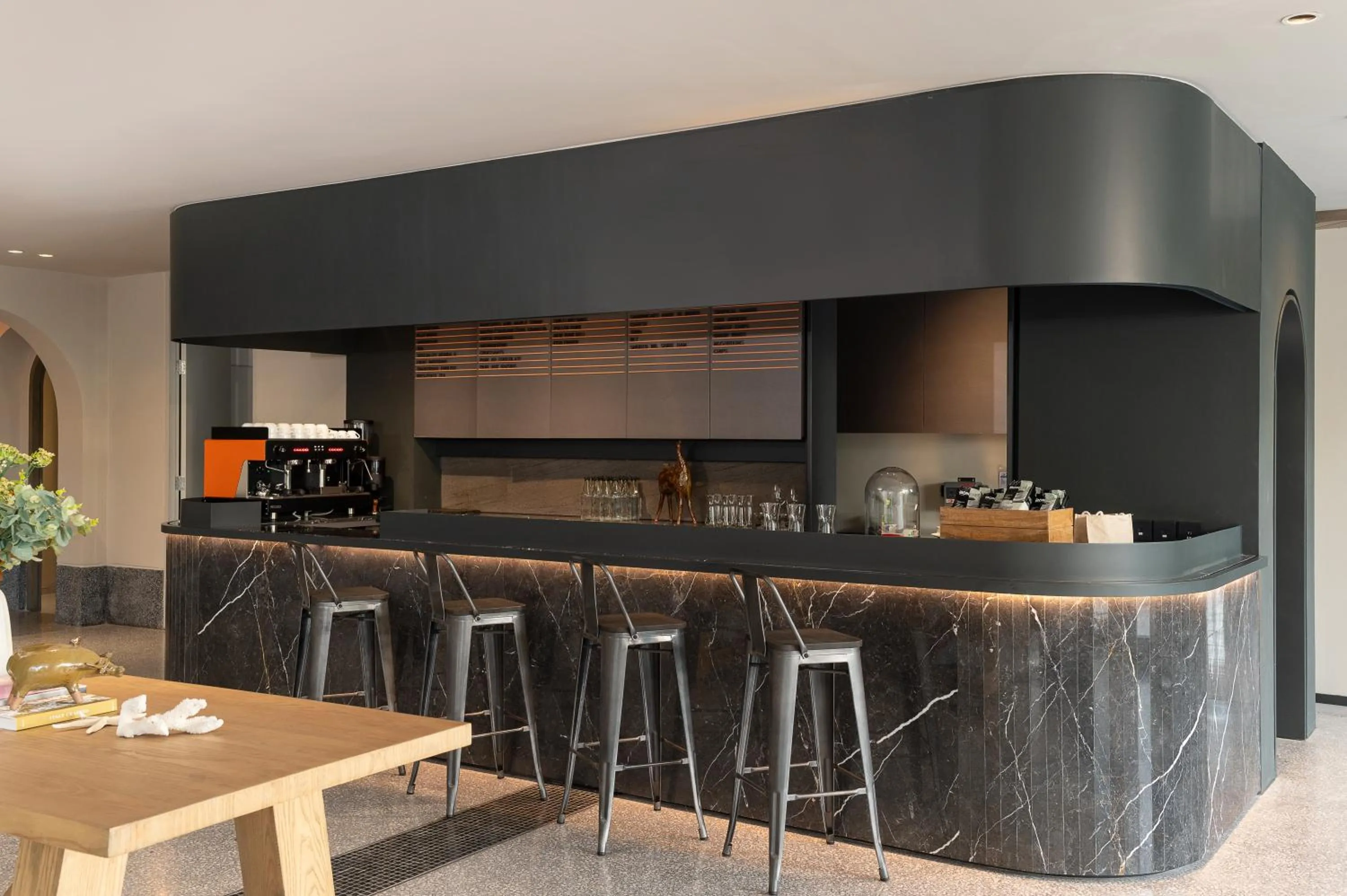 Lounge or bar in Cross Pattaya Pratamnak