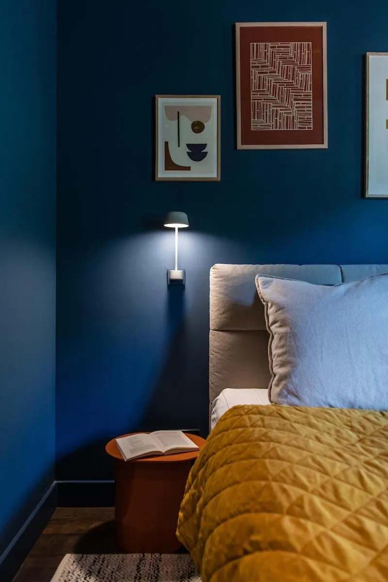 Bed in Luxurious Residence in Vondelpark/Museum District