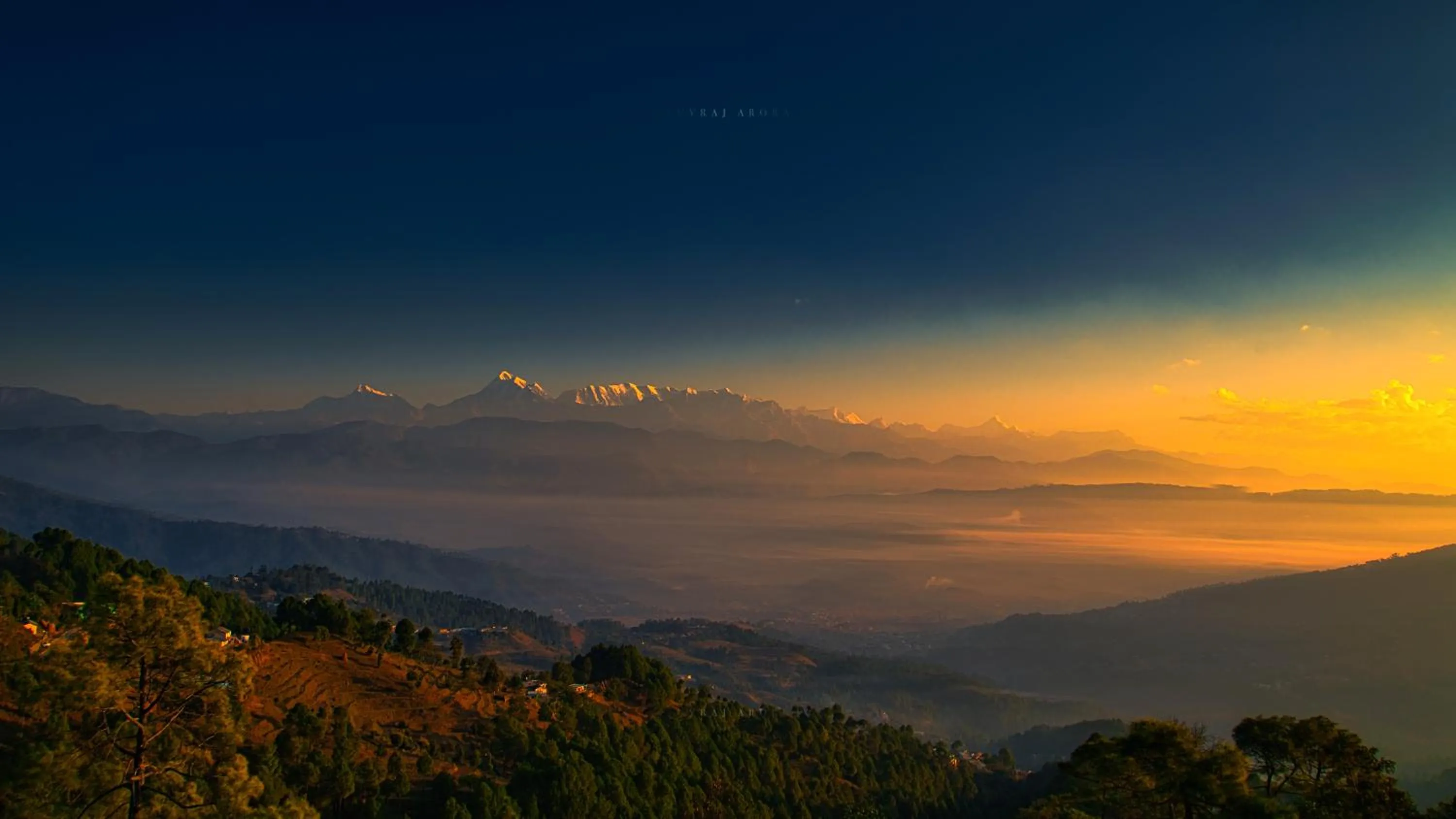 Mountain view in Himalaya Darshan Resort