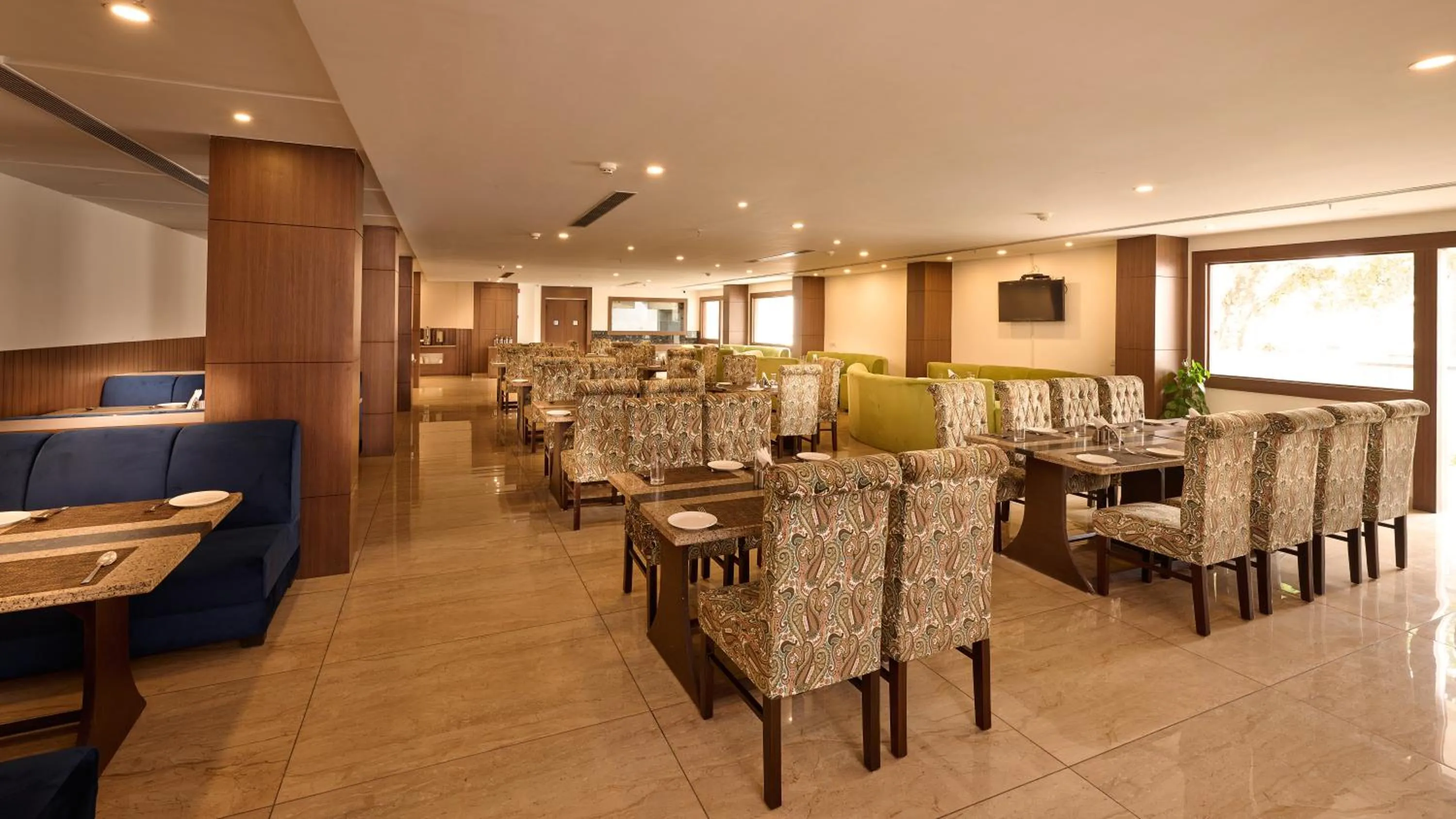 Restaurant/places to eat in Renest Haridwar