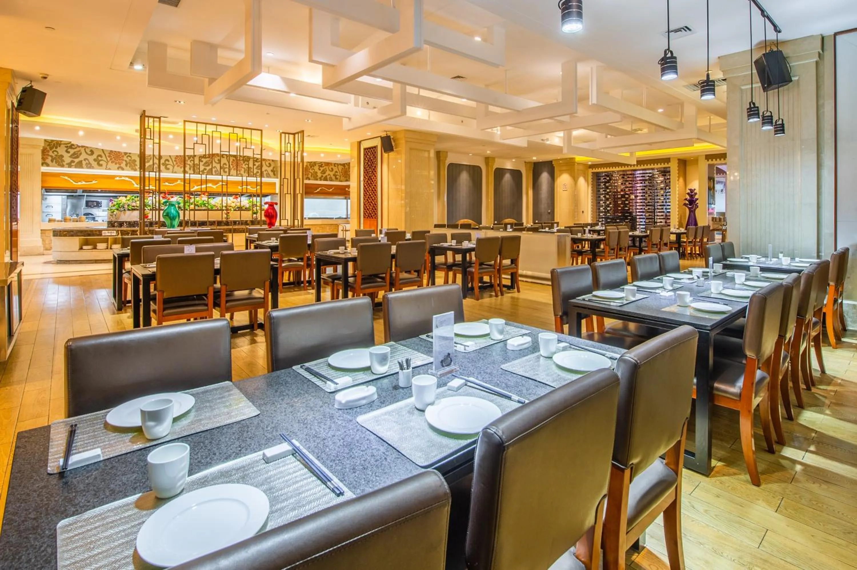 Restaurant/places to eat in Grand Skylight International Hotel Wuhai