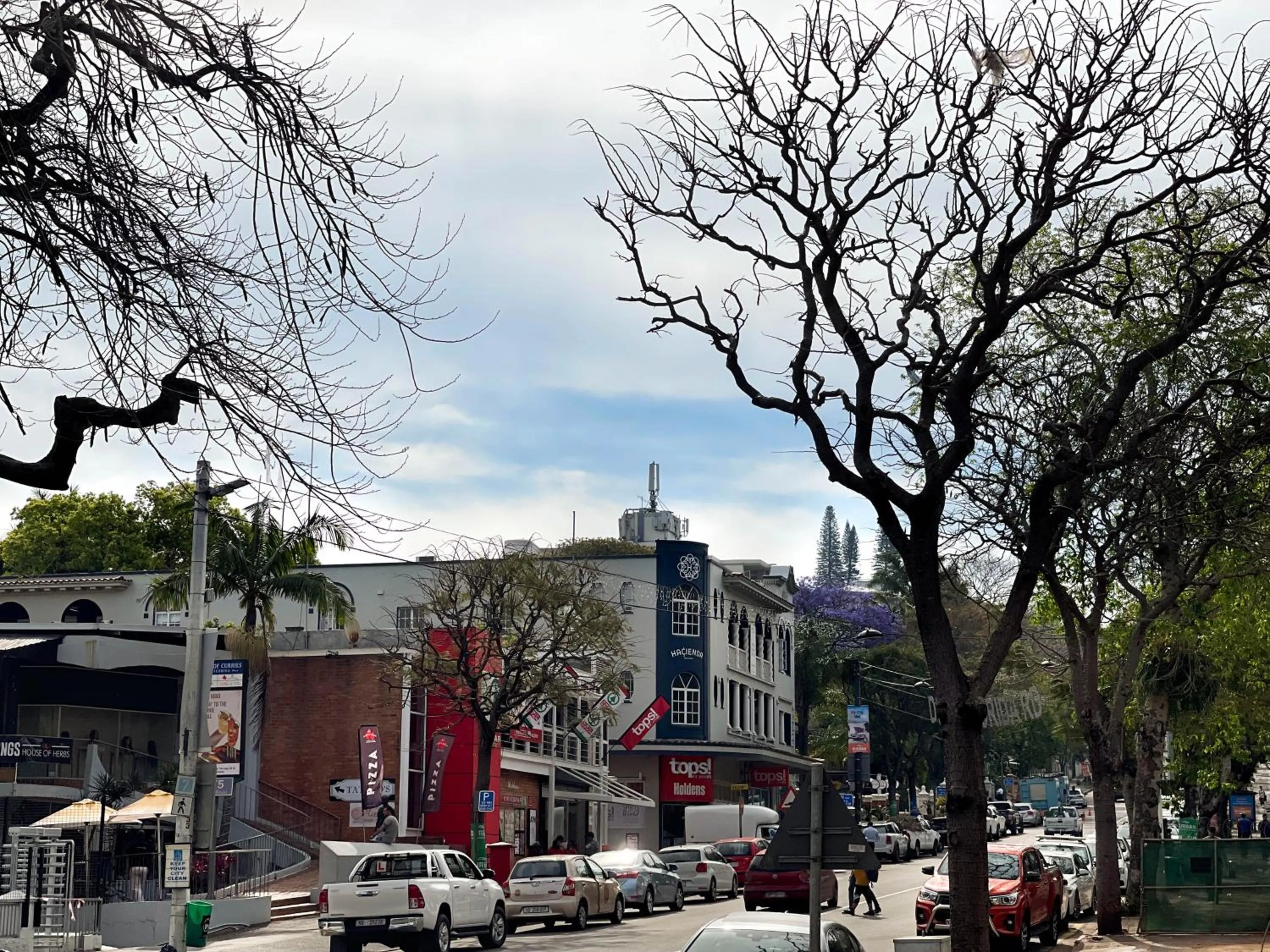 Property building in Glorystar 2Six2 Florida Road