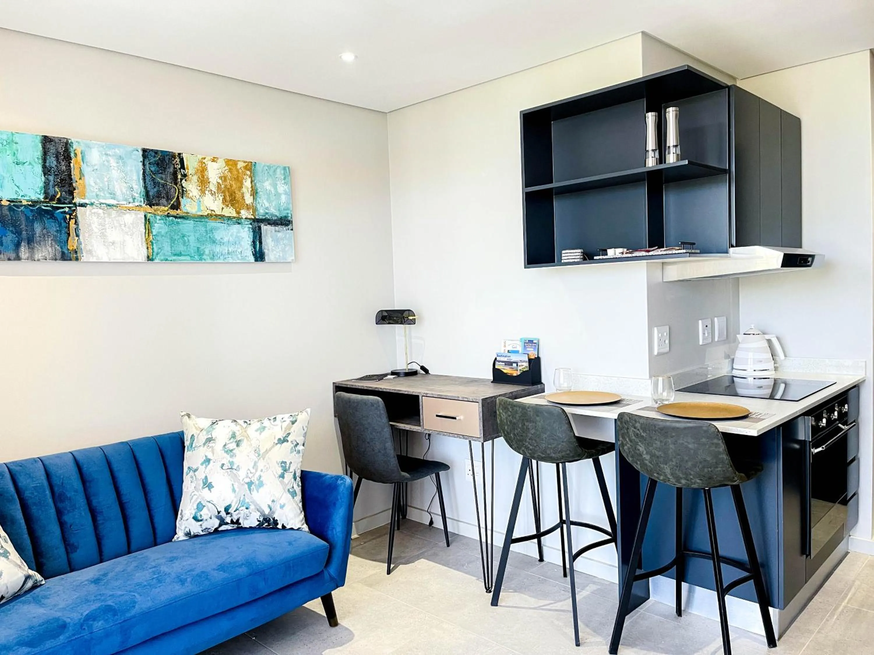 Kitchen or kitchenette in Glorystar 2Six2 Florida Road