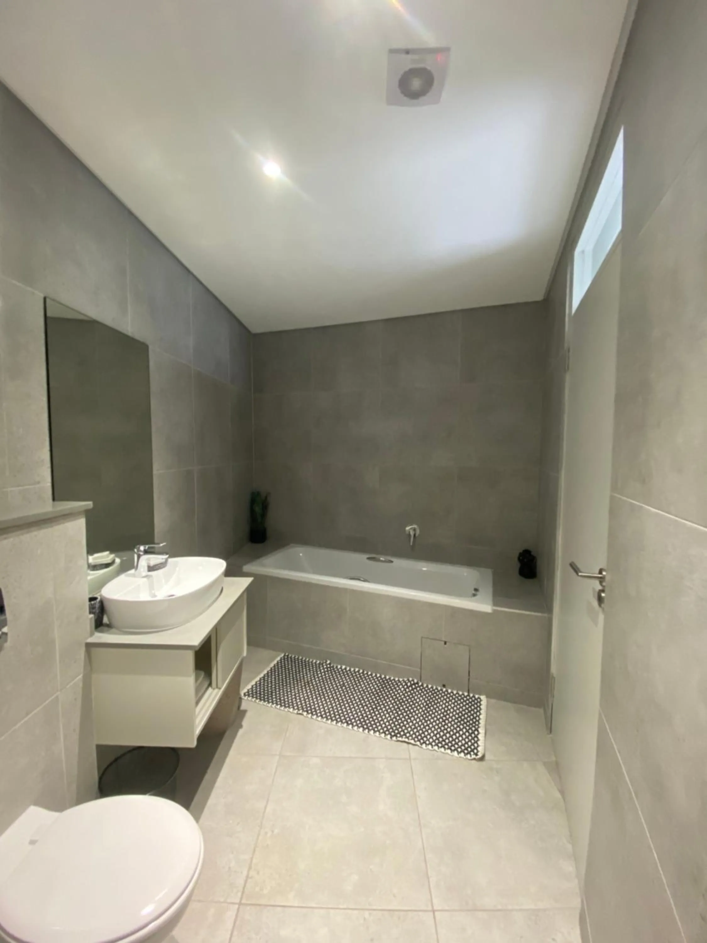 Toilet in Glorystar 2Six2 Florida Road