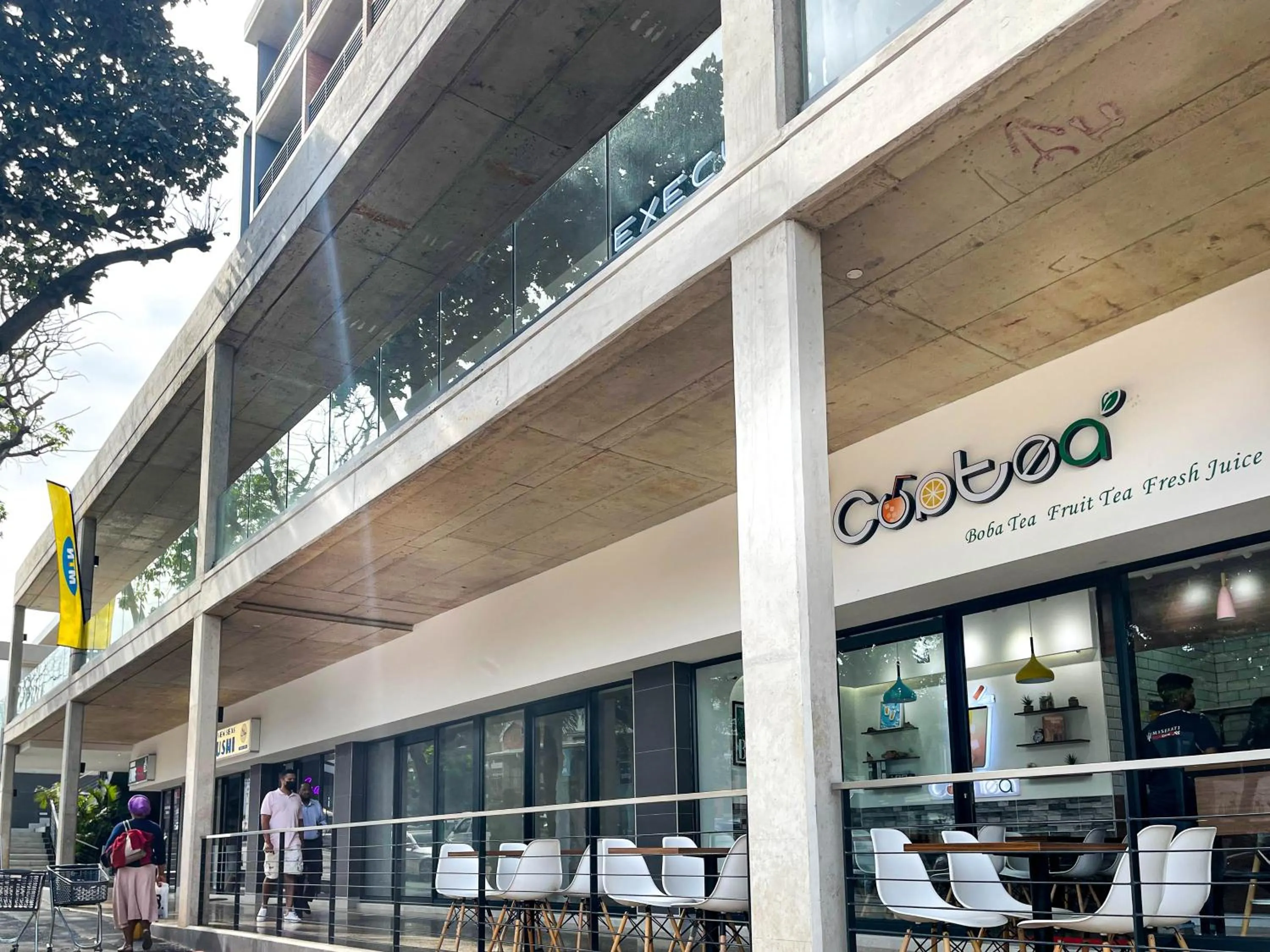 Property building in Glorystar 2Six2 Florida Road