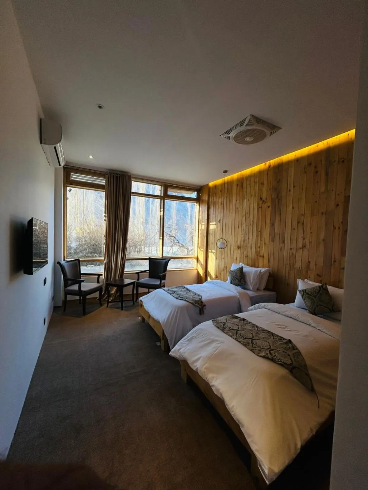 Bed in Famree Resort Hunza