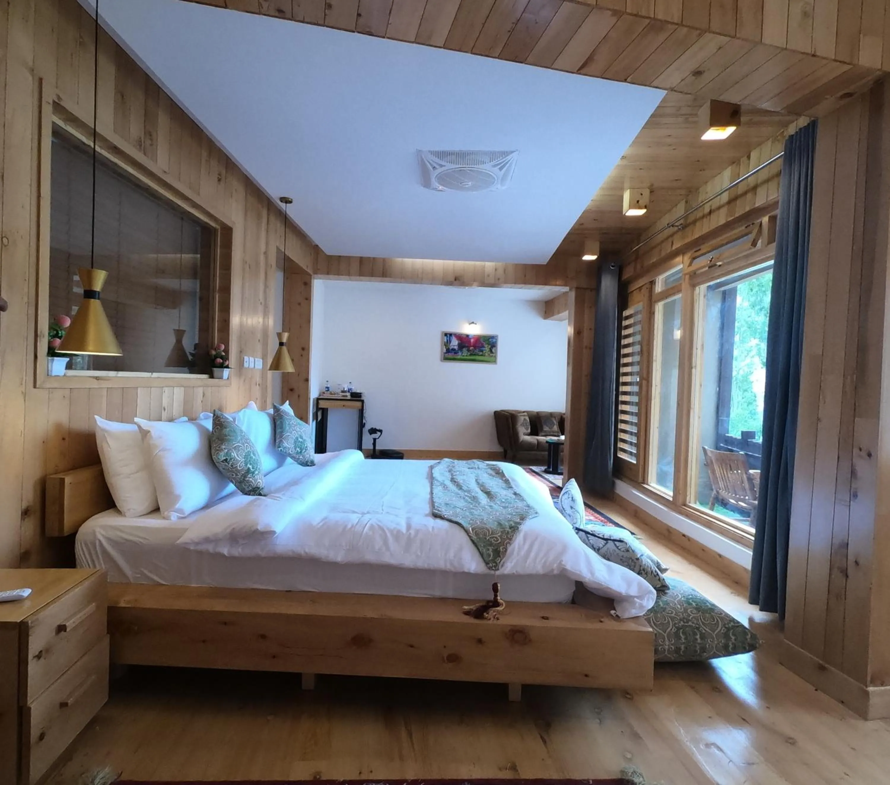 Bed in Famree Resort Hunza