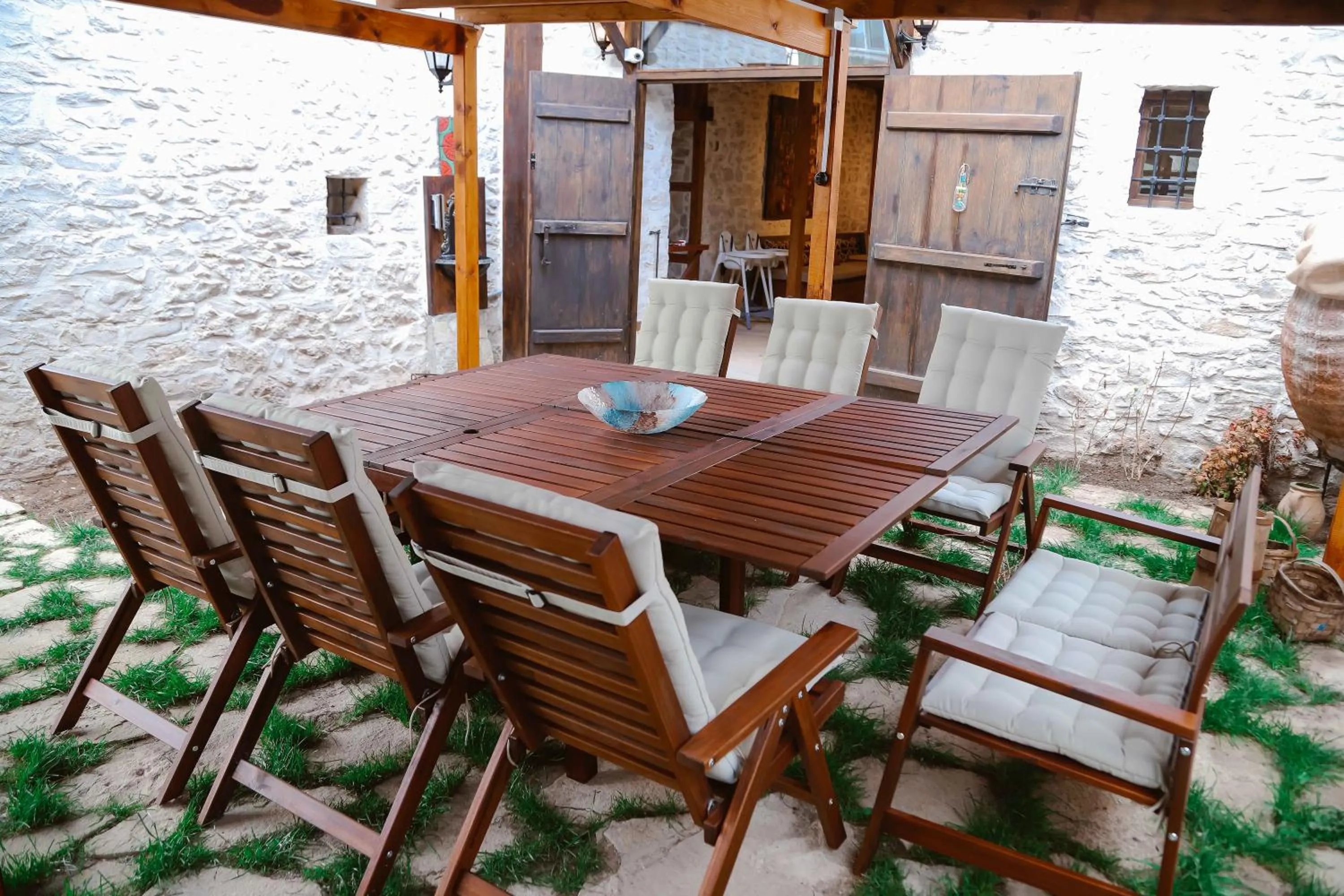 Garden in Konak Bindallı