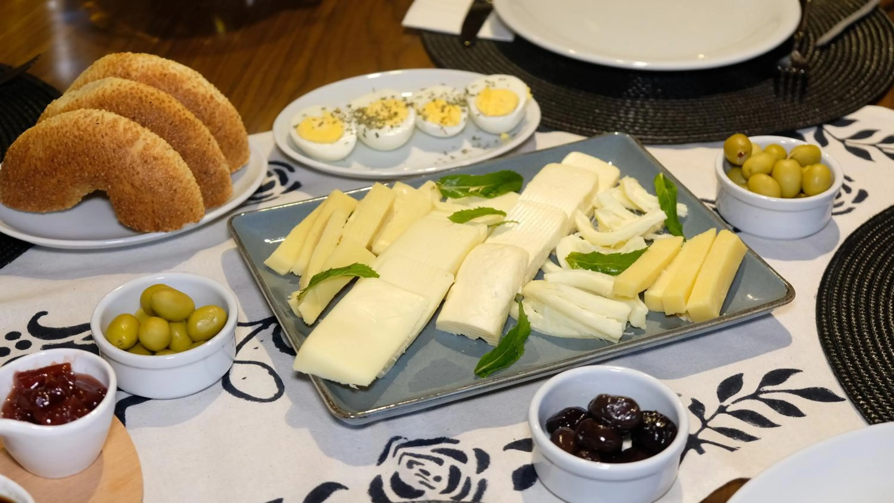 Breakfast in Konak Bindallı