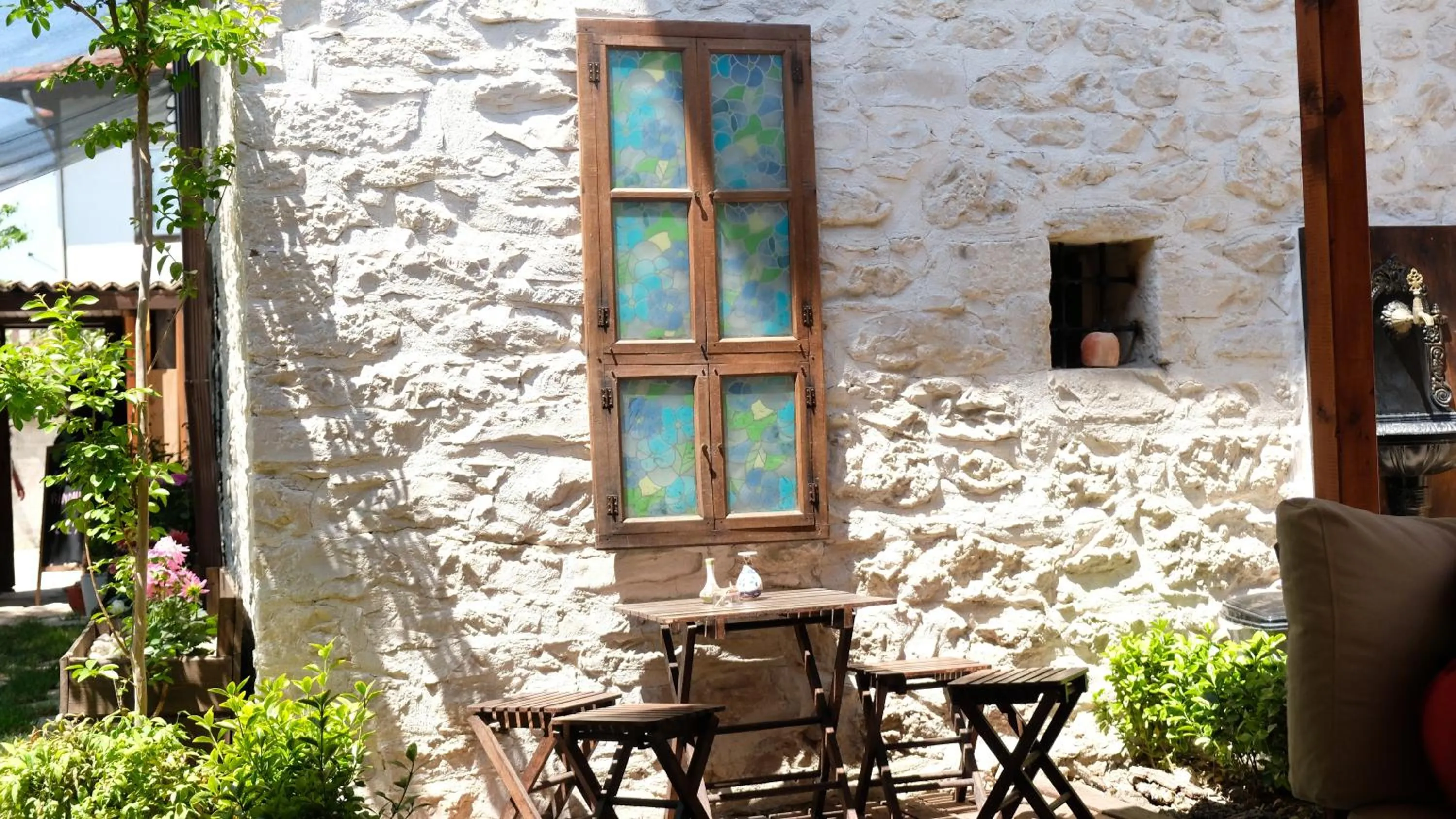 Garden in Konak Bindallı