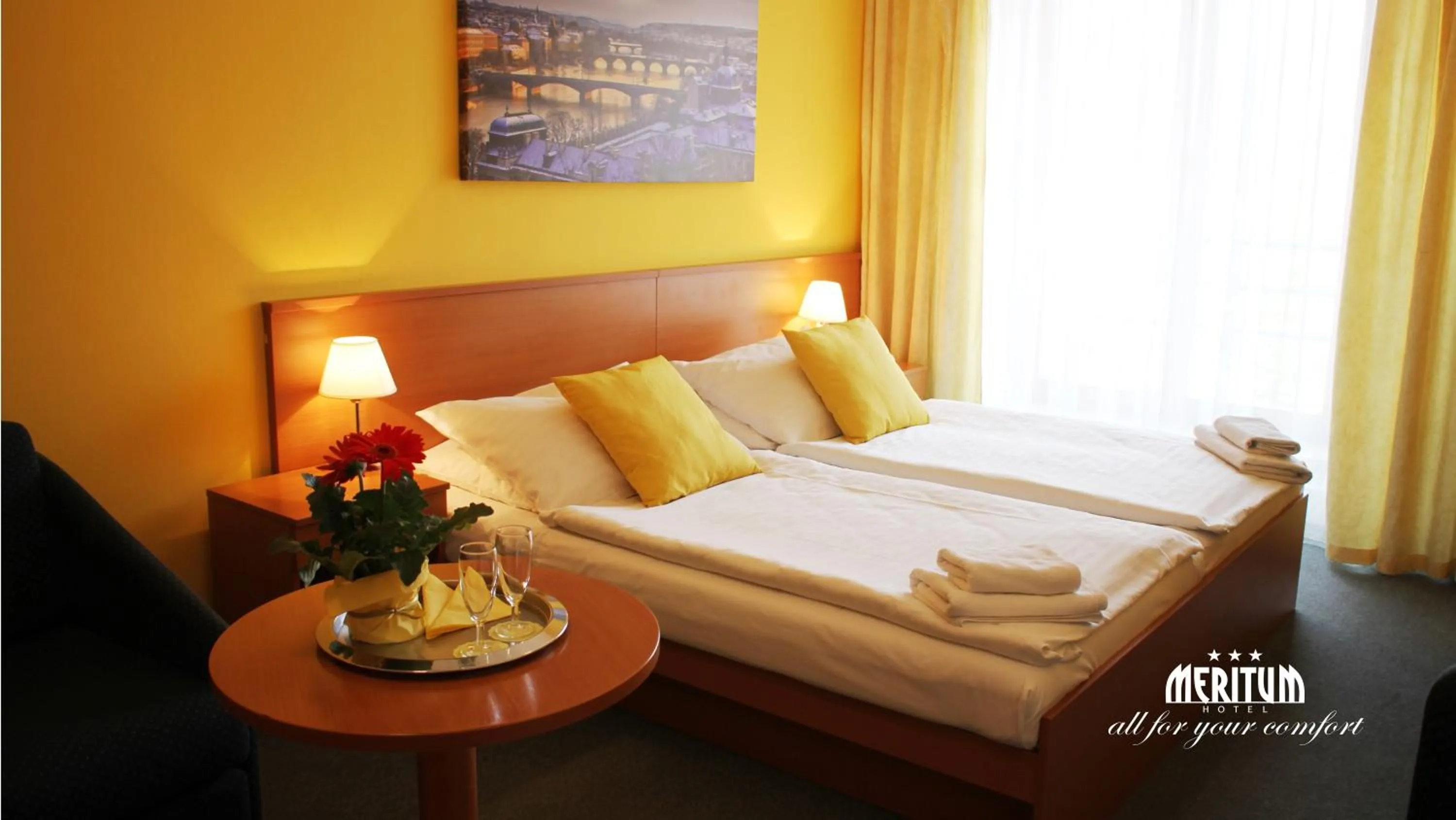 Day, Bed in Hotel Meritum