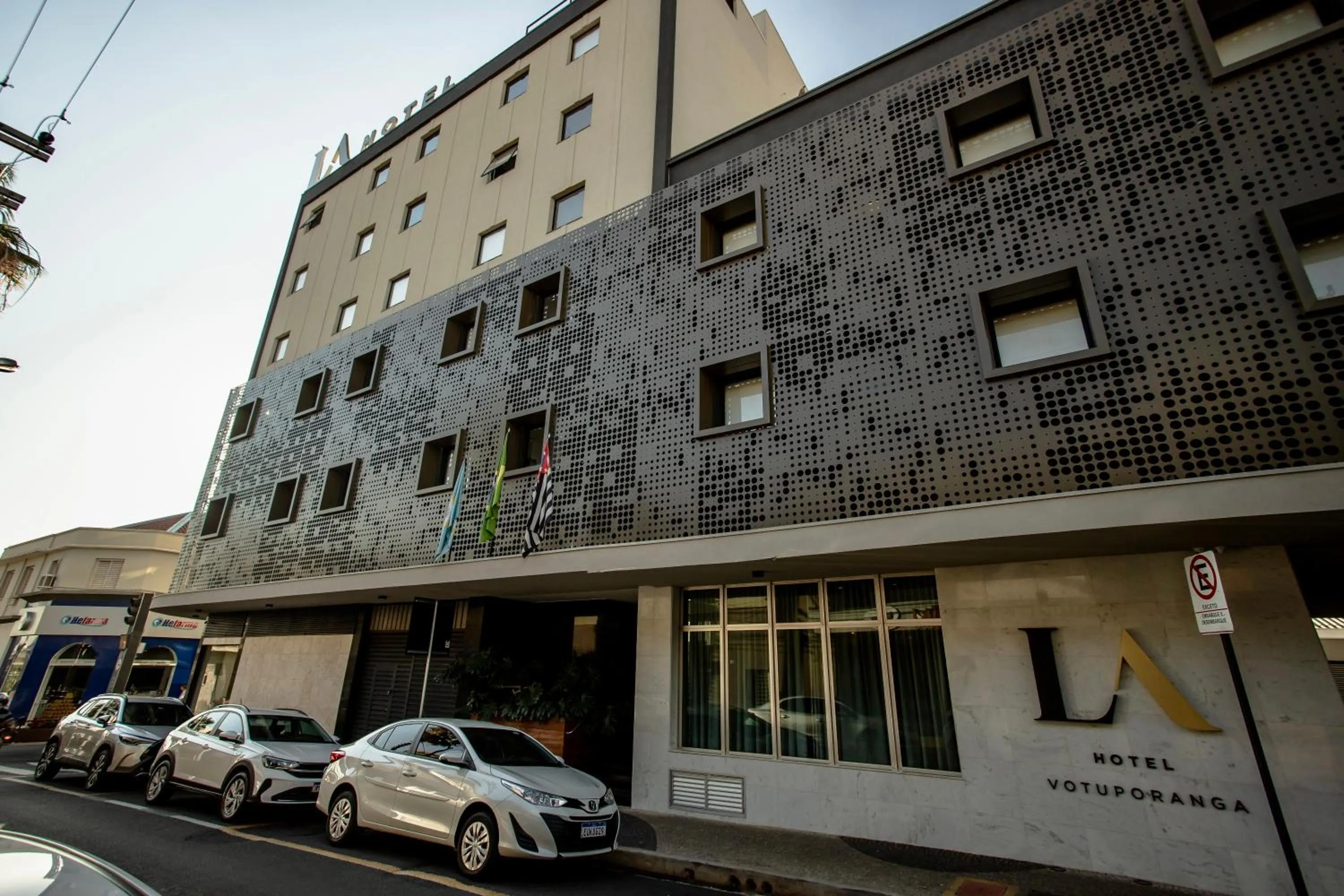 Property building in LA HOTEL VOTUPORANGA