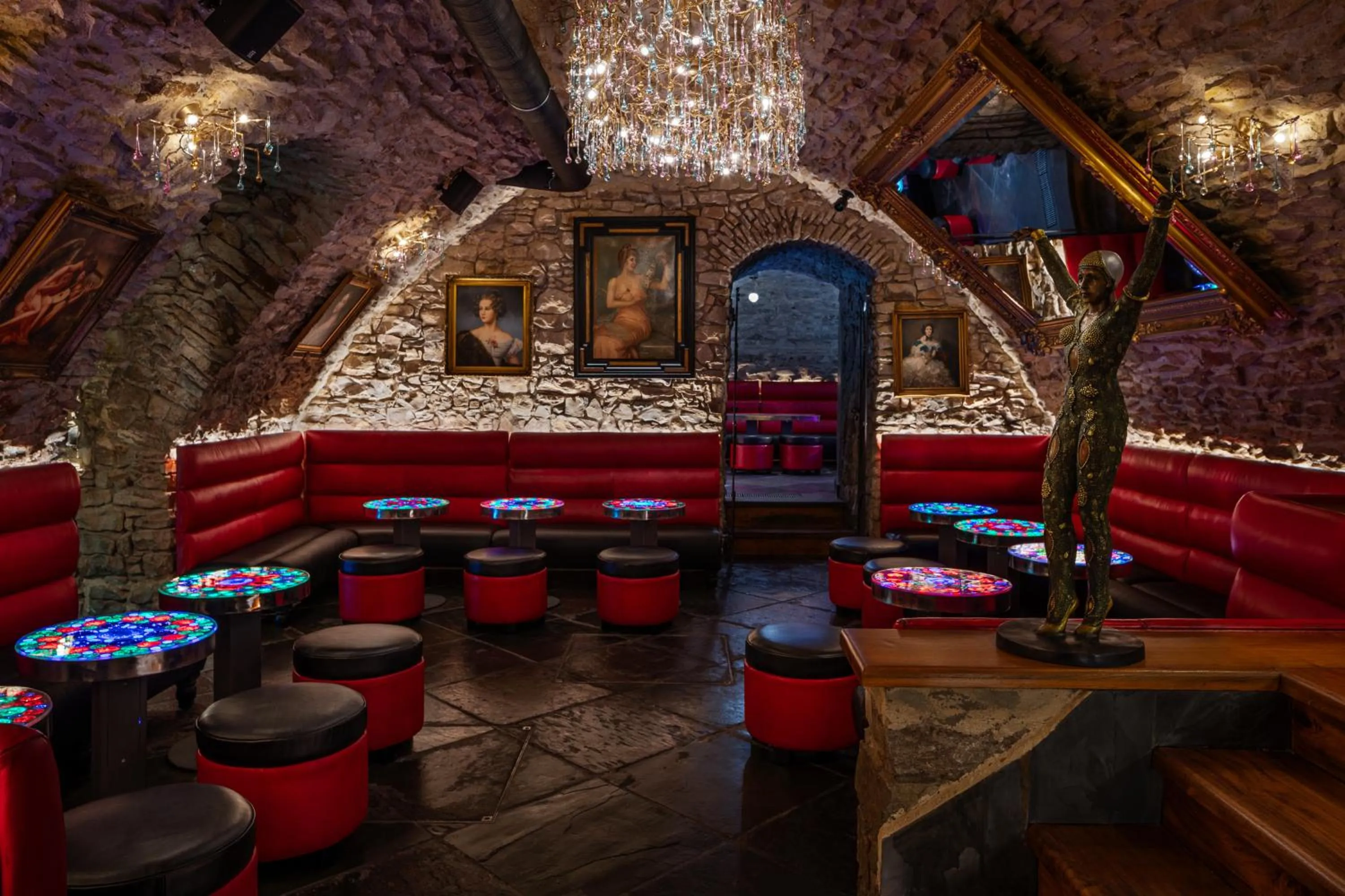 Nightclub / DJ in Hotel U Zlatého Stromu Prague by BHG