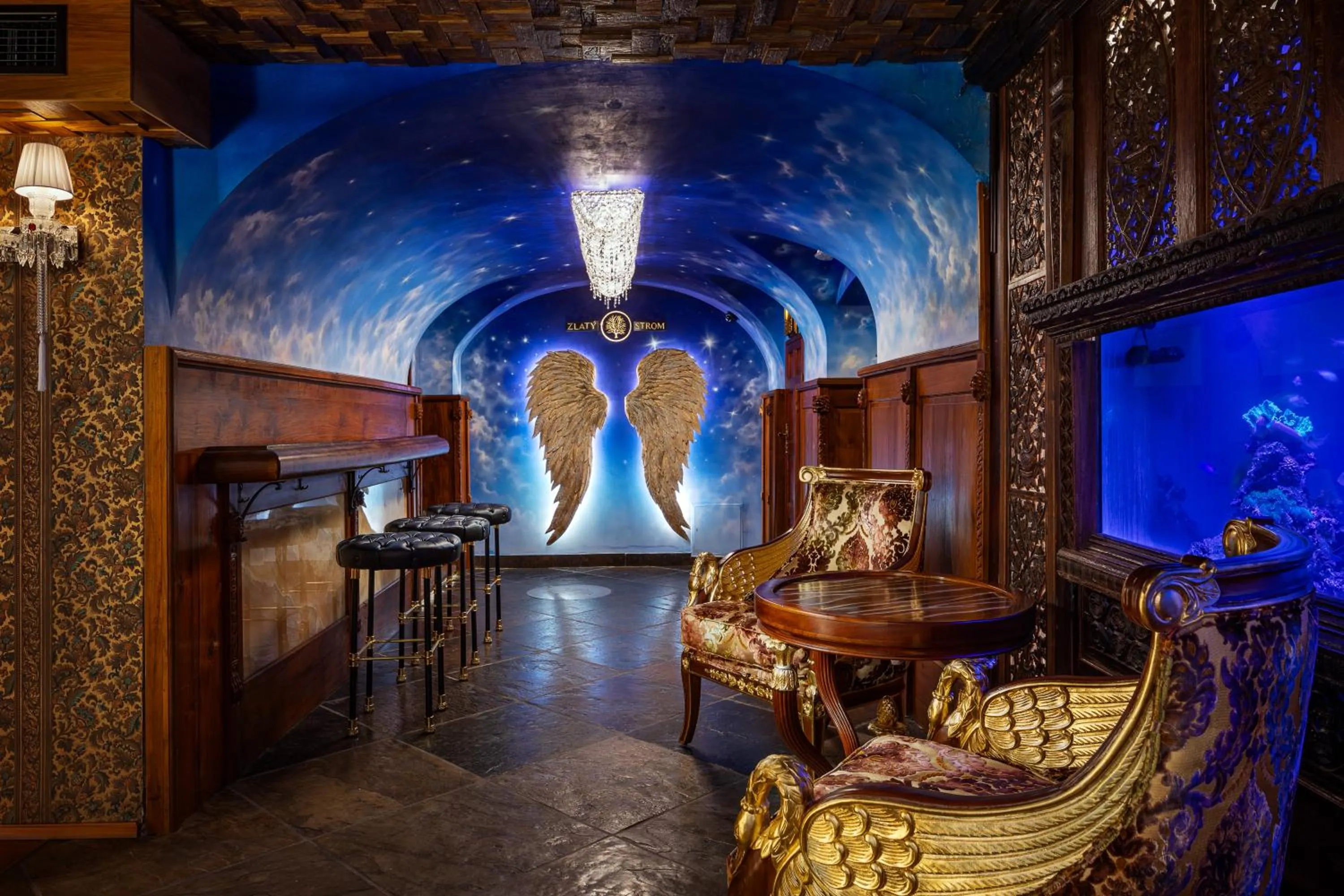 Nightclub / DJ in Hotel U Zlatého Stromu Prague by BHG