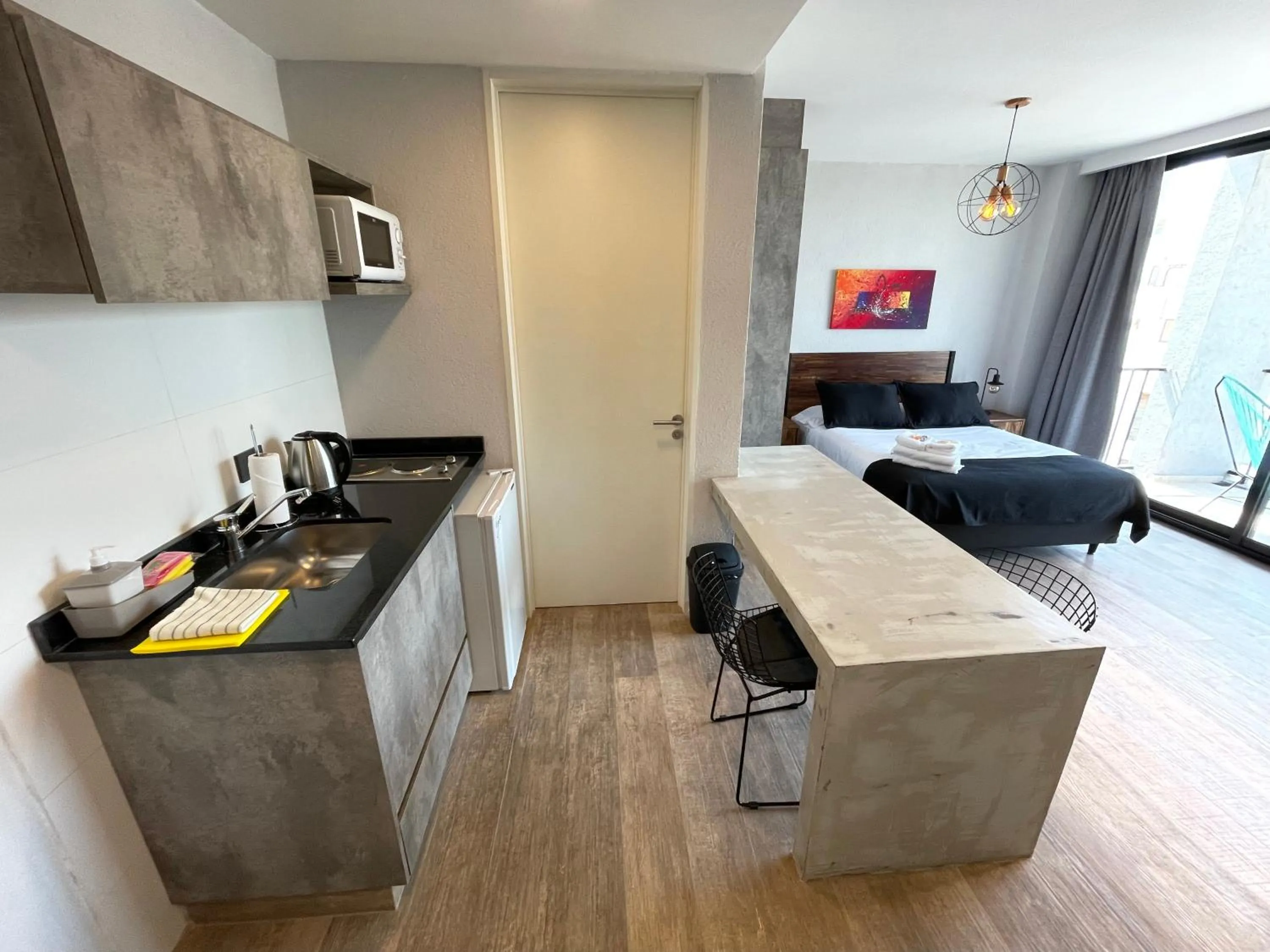 Food in Days Inn Devoto