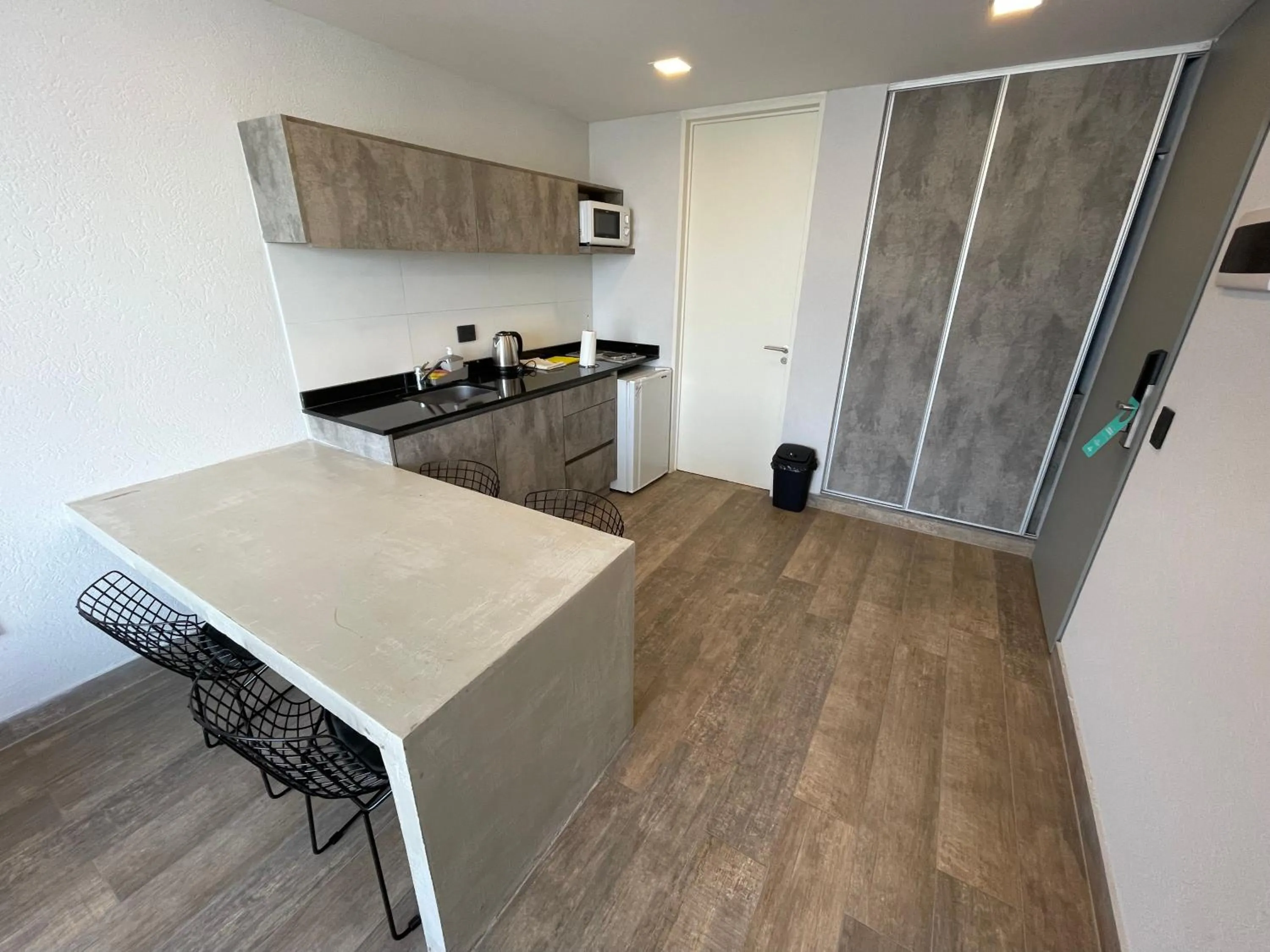 kitchen in Days Inn Devoto