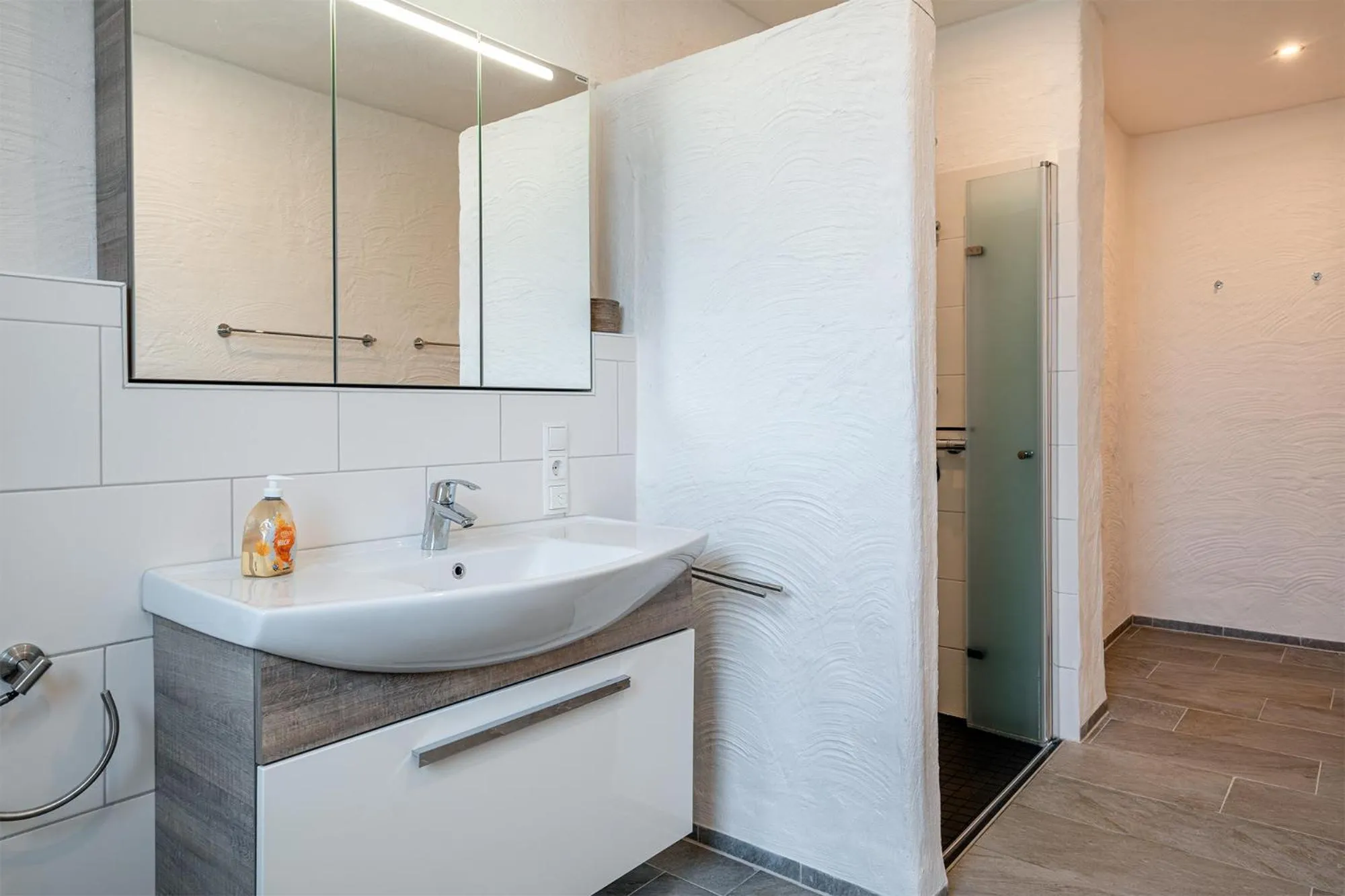 Shower in Villa Moorstern am Badesee Tannenhausen