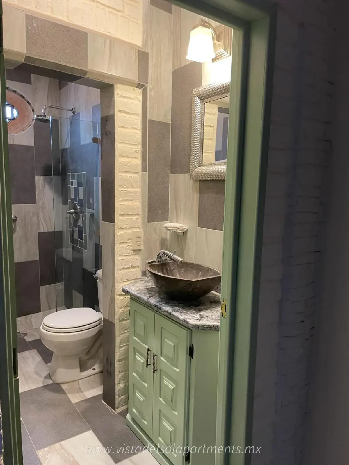 Duplex Apartment in Vista Del Sol Apartments Duplex Apartment in Vista Del Sol Apartments