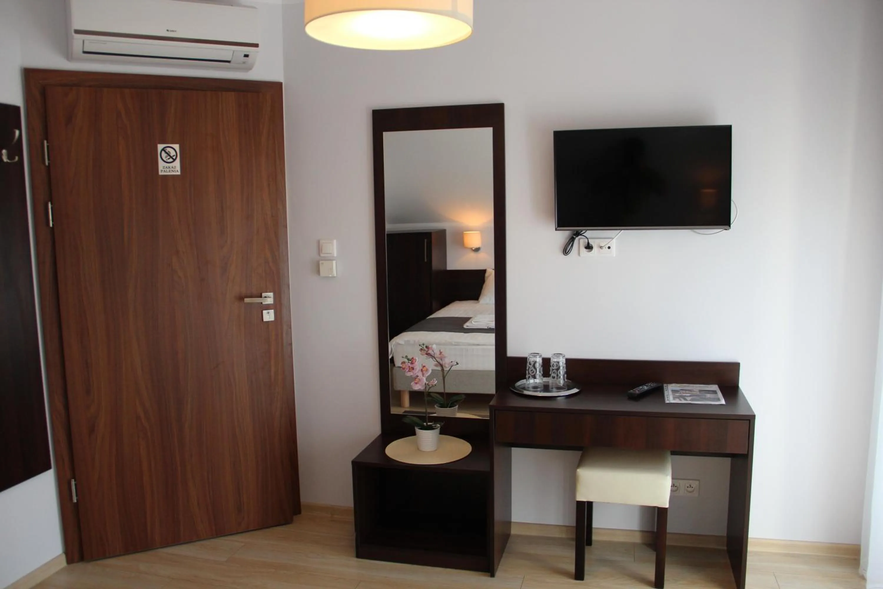 TV and multimedia in Zajazd Gościniec