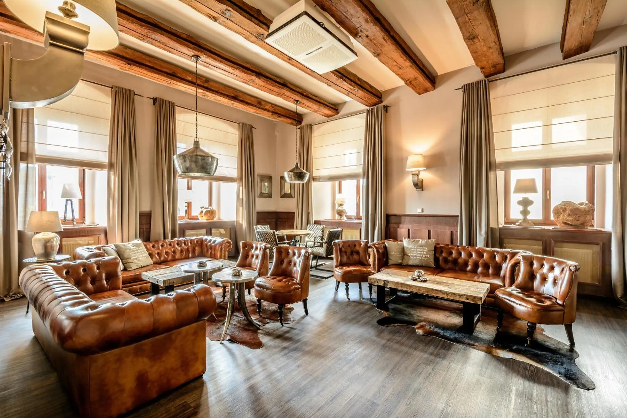 Lounge or bar in Alexander