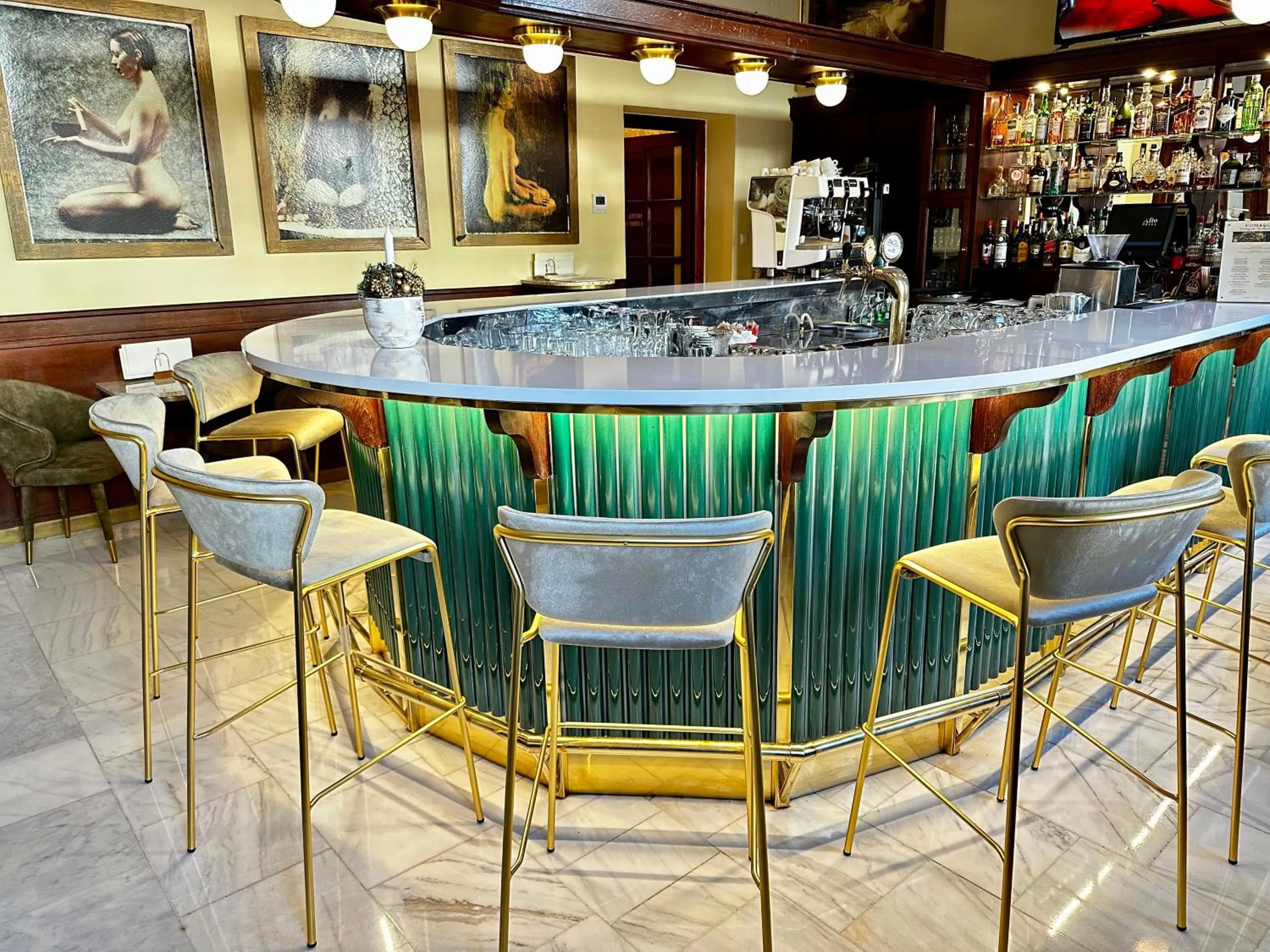 Lounge or bar in Green Garden Hotel