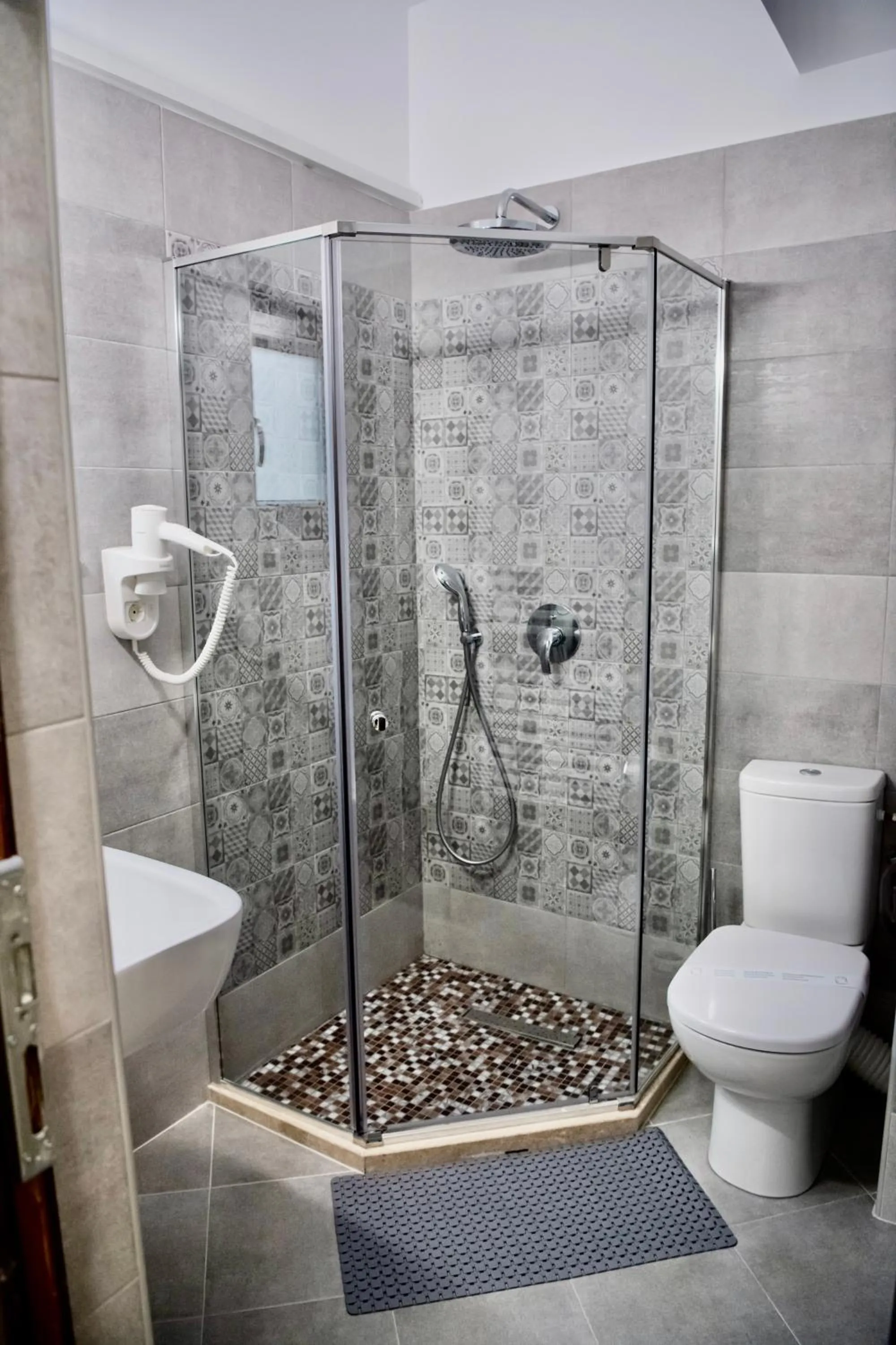 Bathroom in Imperial Hotel&Spa - Baile Olanesti