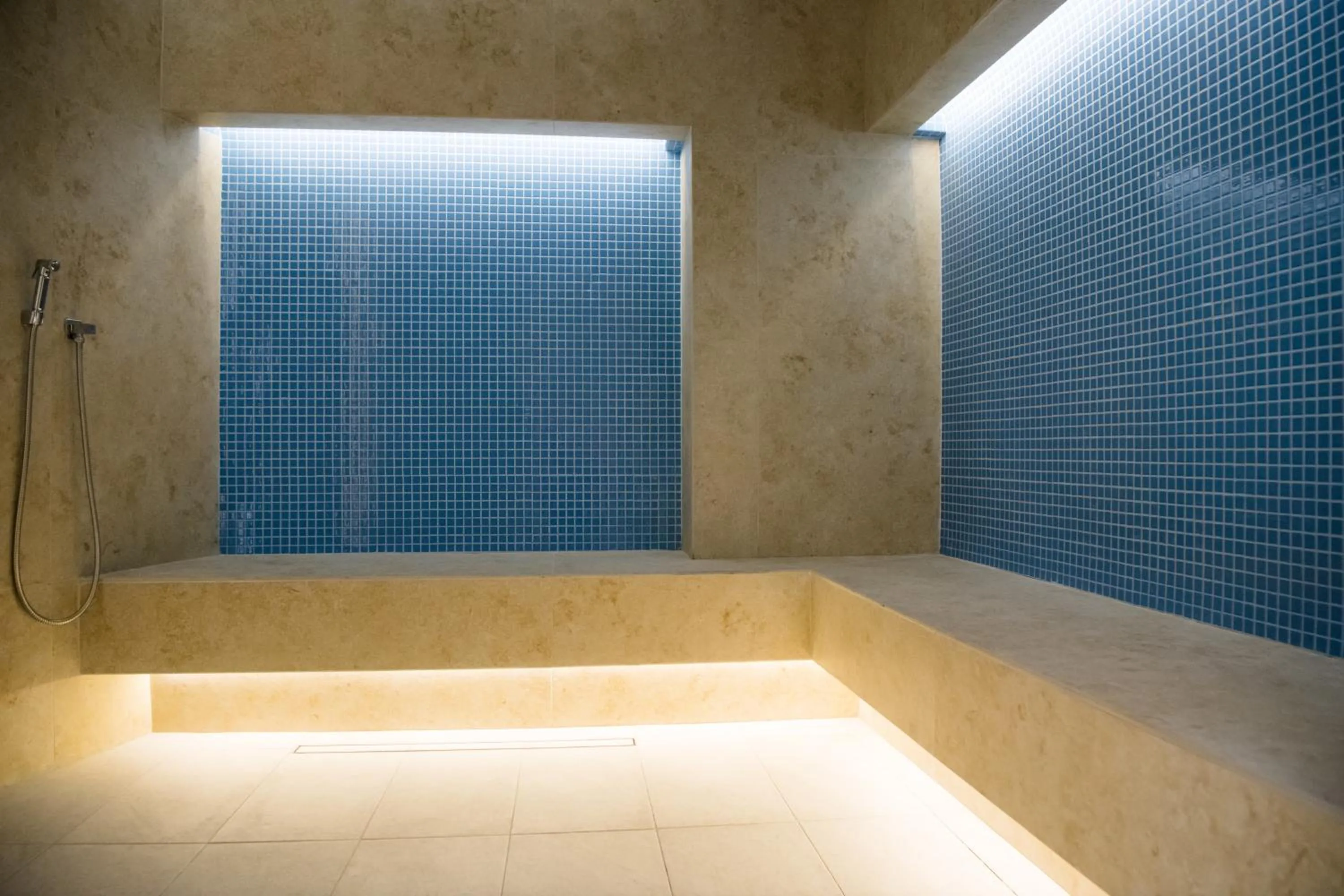 Steam room in Imperial Hotel&Spa - Baile Olanesti