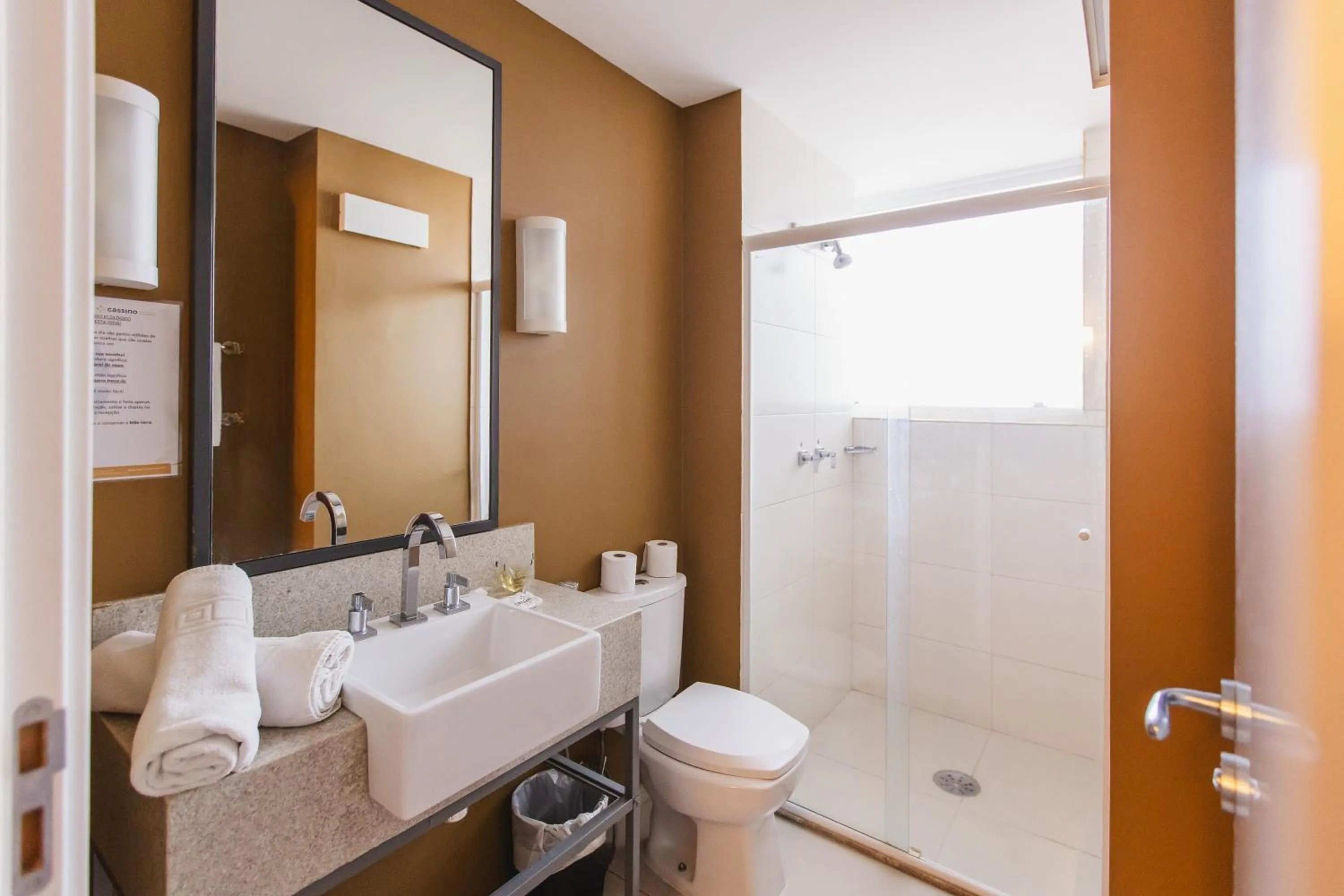 Bathroom in Hotel Cassino Tower São José do Rio Preto by Nacional Inn